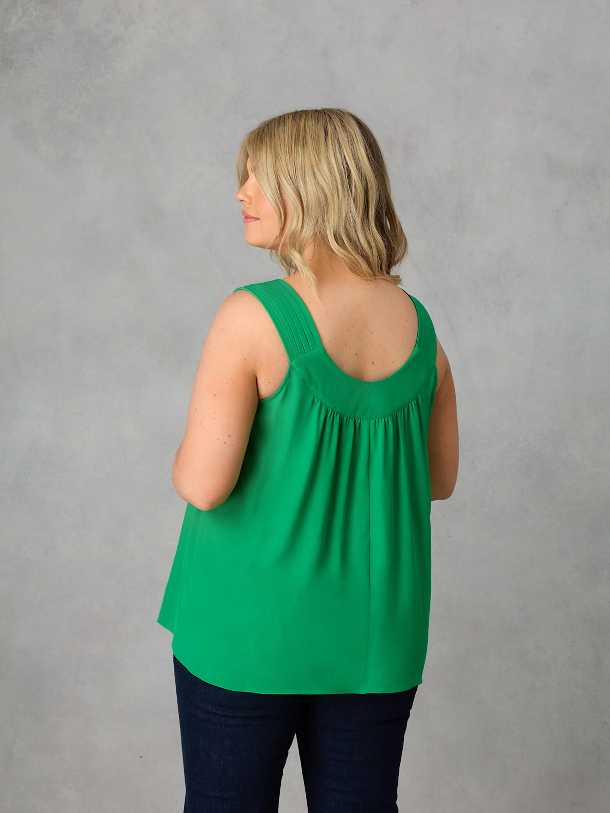 Green Pleat Neck Sleeveless Blouse - Image 5