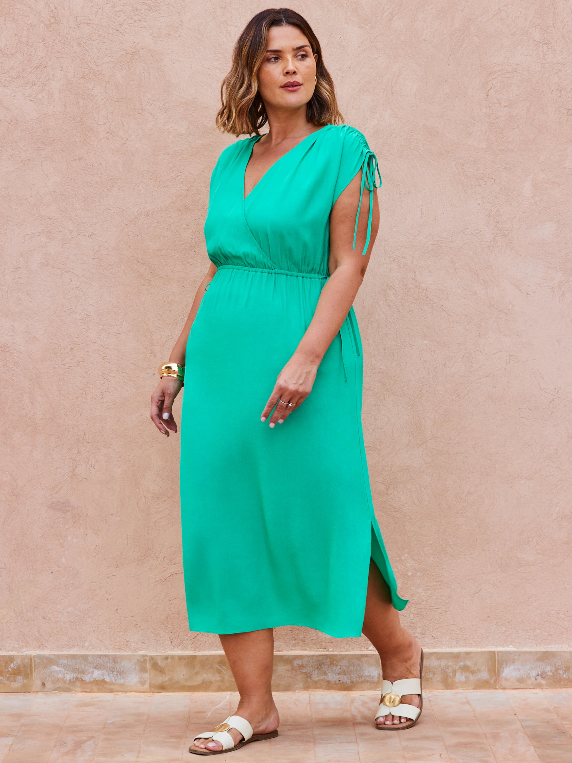 Green Gathered Sleeve Midi Dress - Image 2