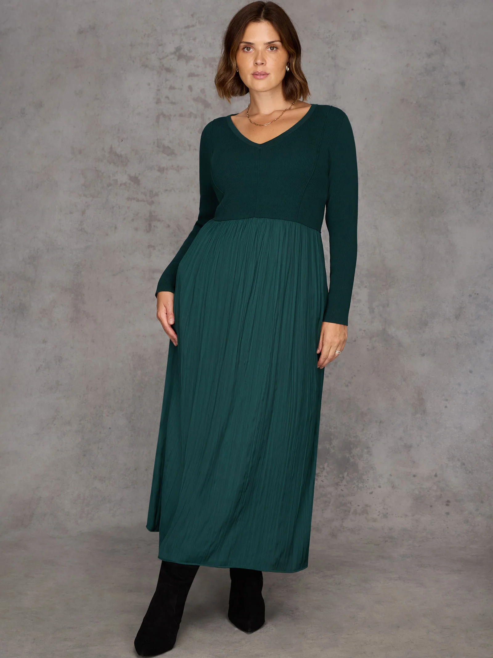 Green Knit Bodice Pleated Skirt Dress - Image 2