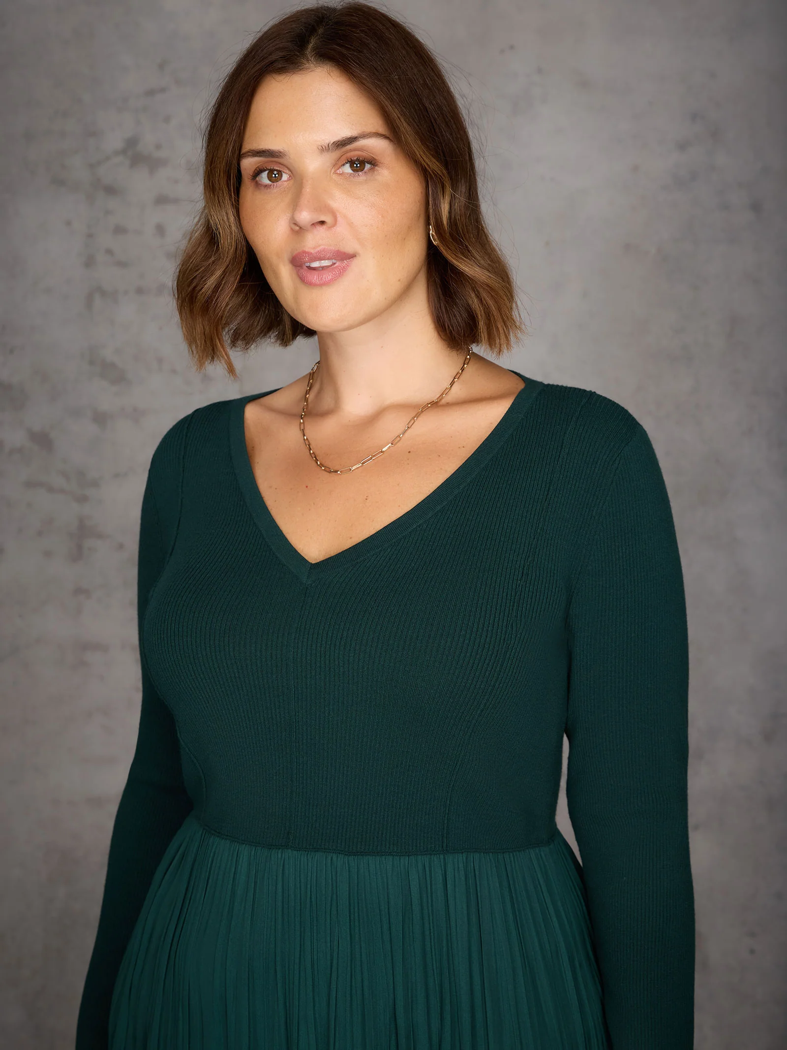 Green Knit Bodice Pleated Skirt Dress - Image 3