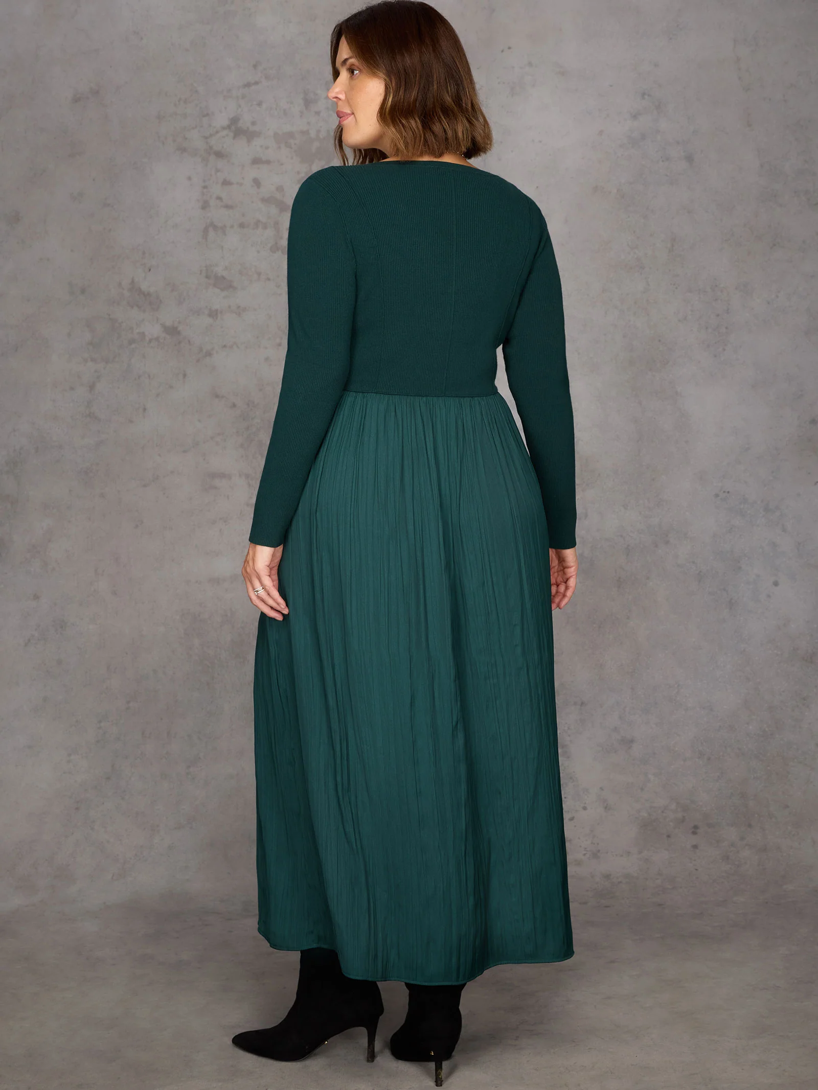 Green Knit Bodice Pleated Skirt Dress - Image 7