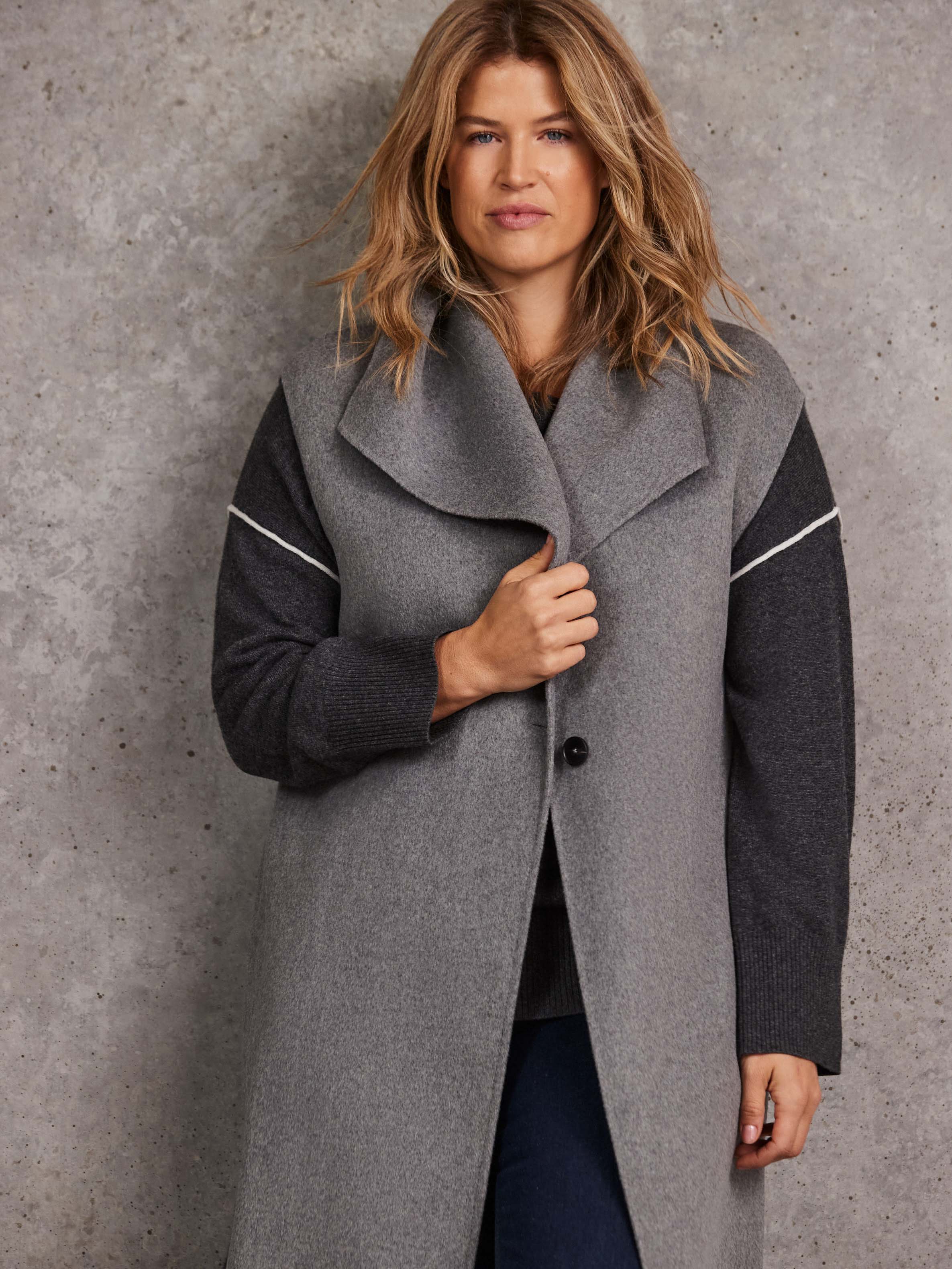 Grey Longline Sleeveless Wool Coat - Image 5