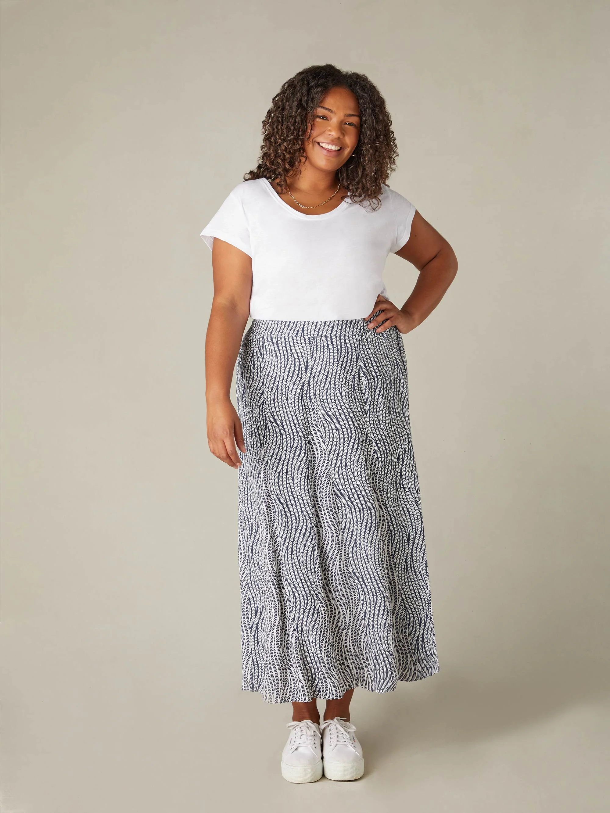 Grey Leaf Print Pleat Front Skirt - Image 3