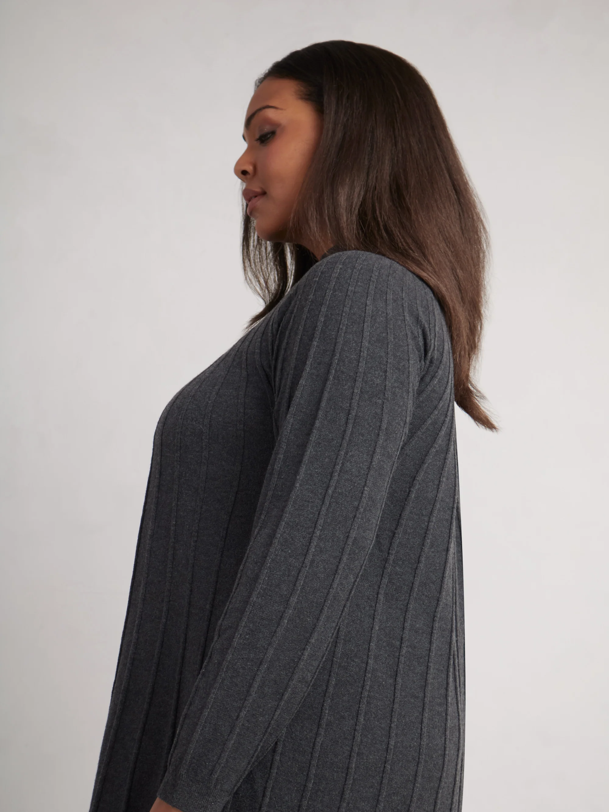 Grey Rib Knitted Midi Dress - Image 5