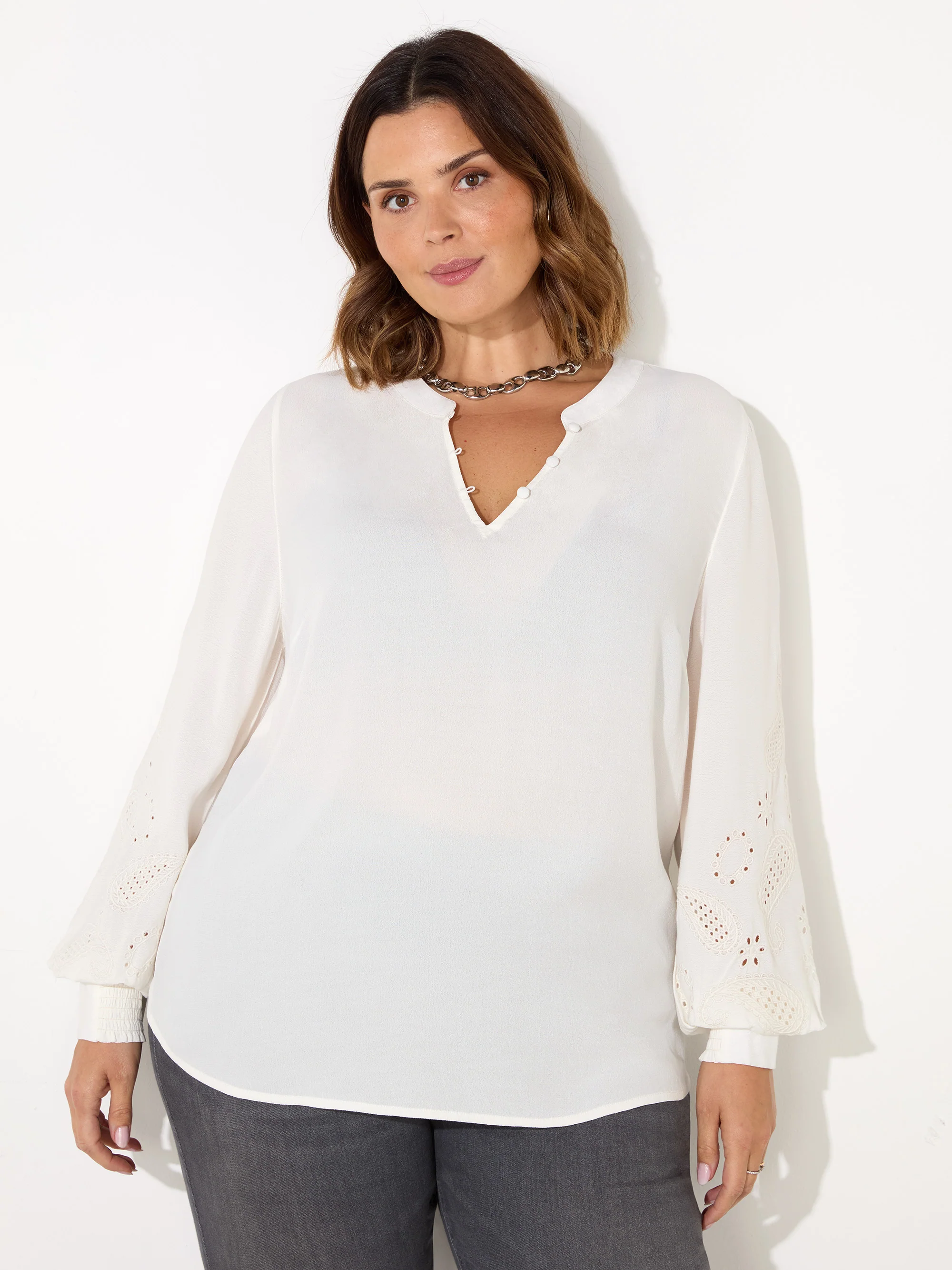 Ivory Crepe Embroidery Blouse - Image 2