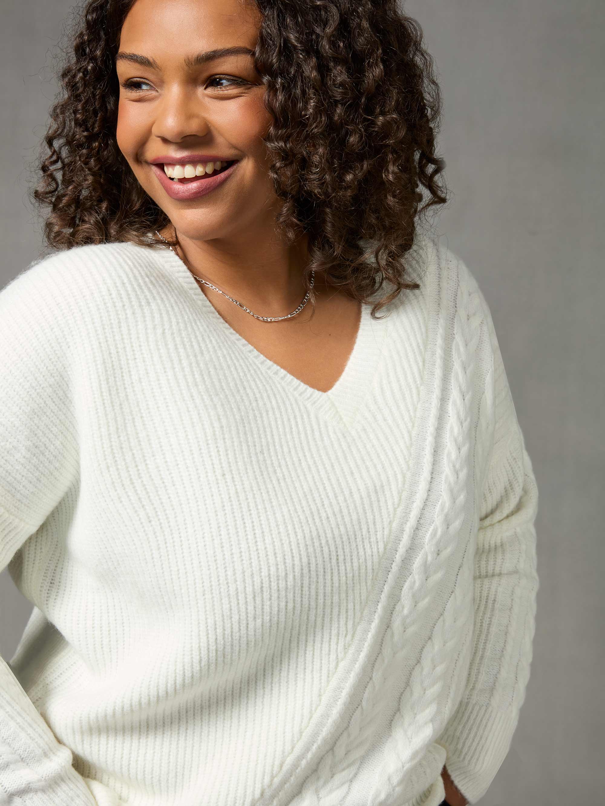 Ivory Cable Detail Jumper - Image 6