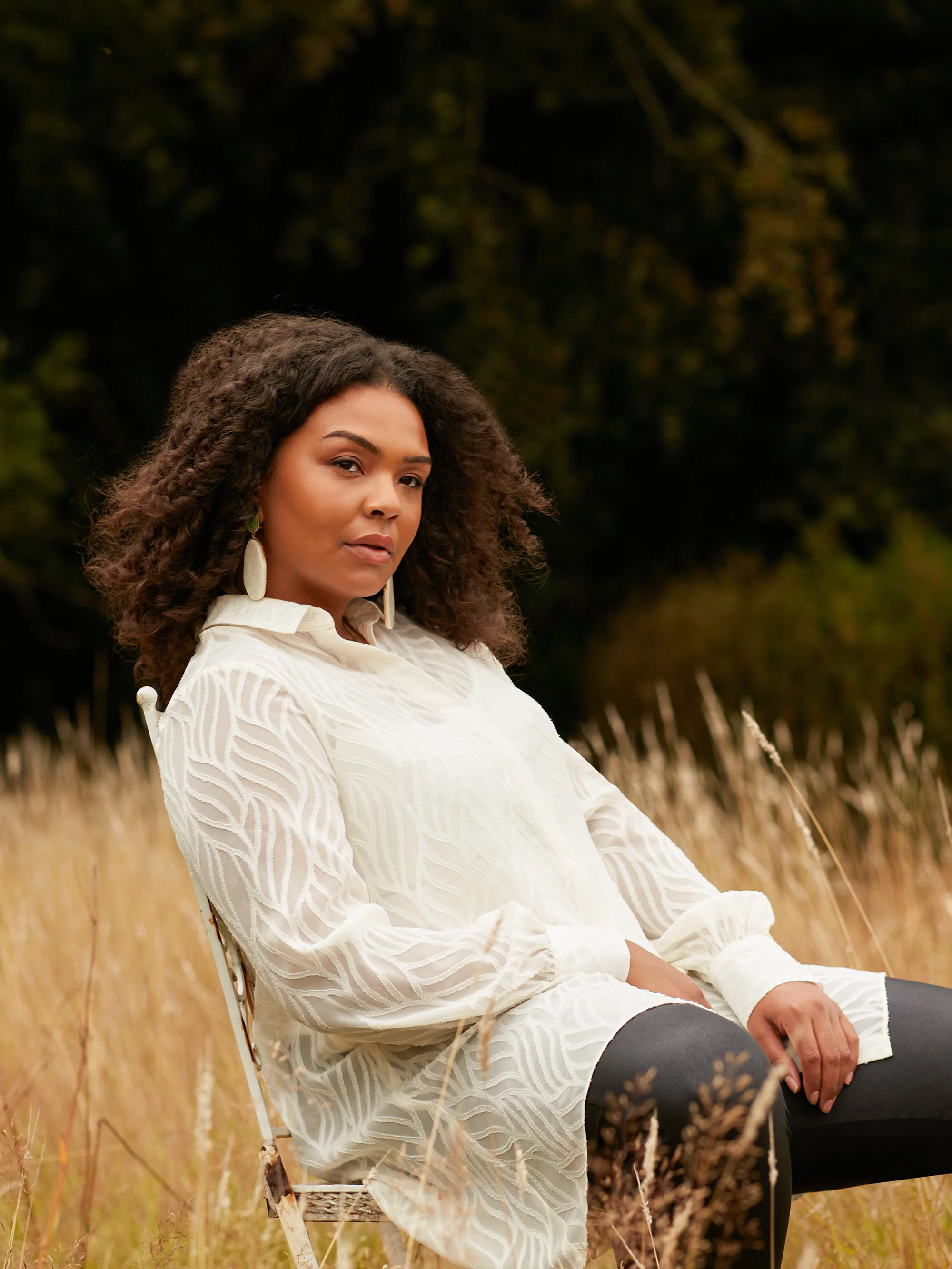 Ivory Linear Burnout Hanky Hem Shirt - Image 2