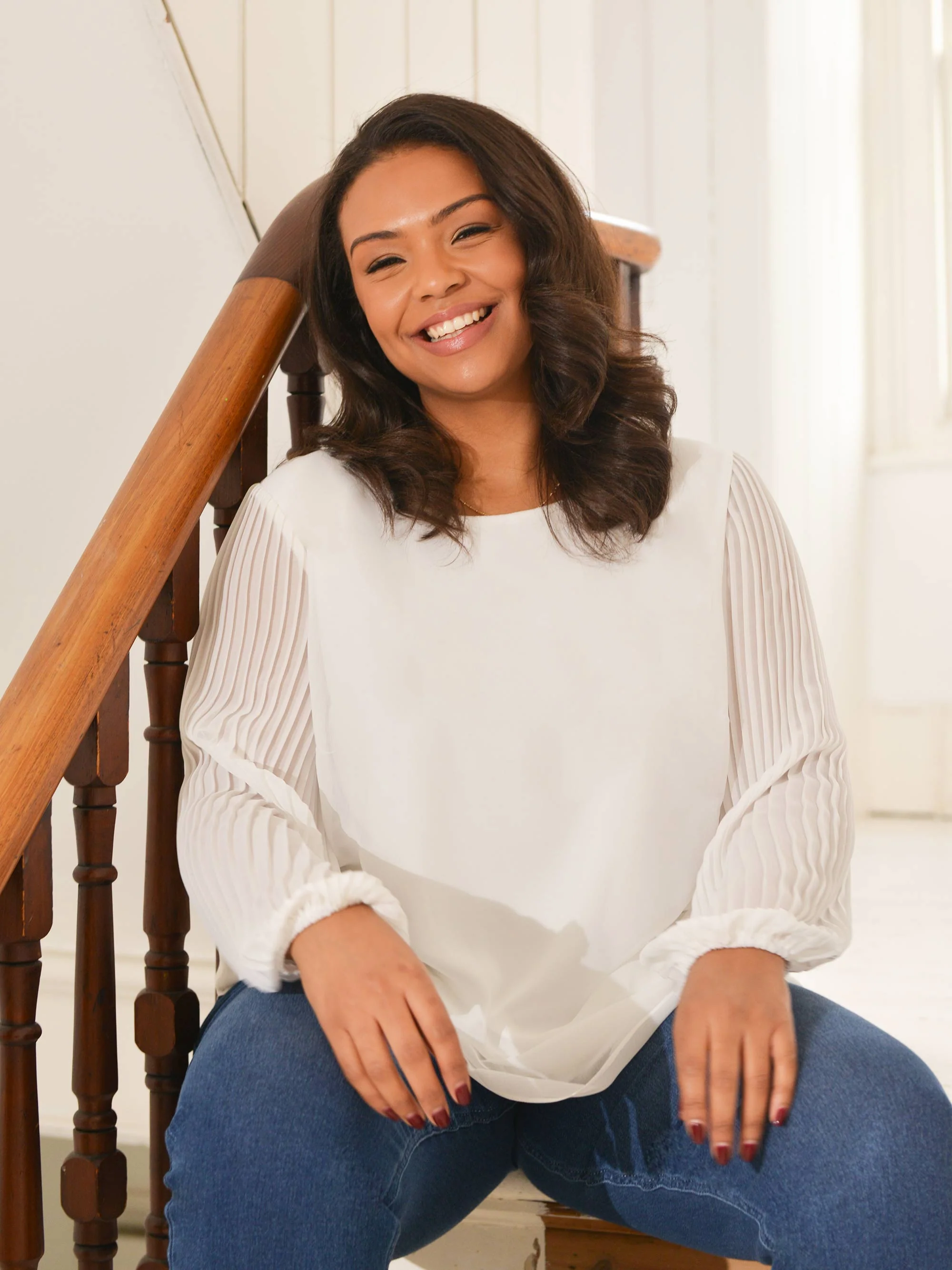 Ivory Pleat Sleeve Blouse - Image 2