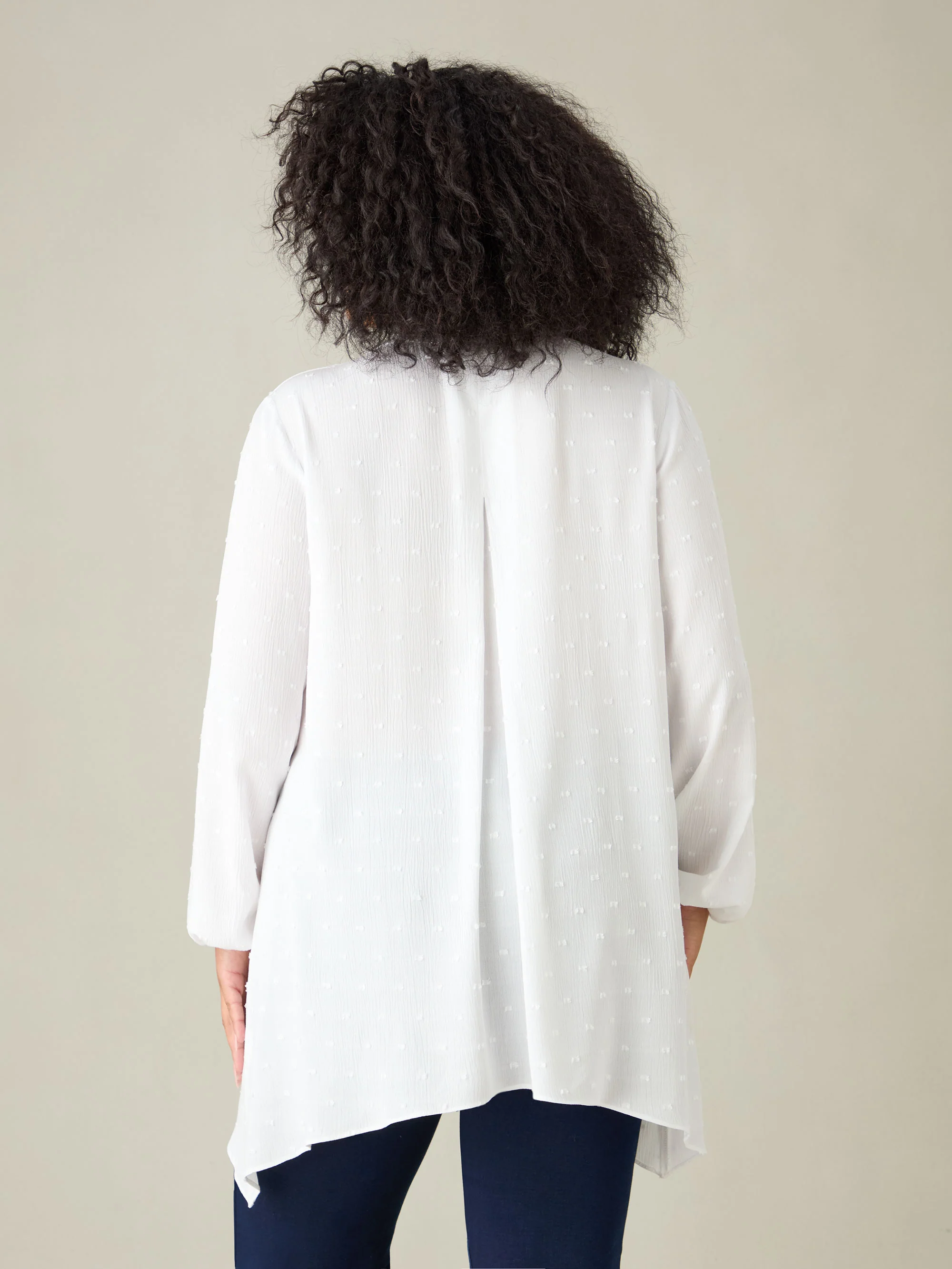 Ivory Textured Hanky Hem Blouse - Image 3