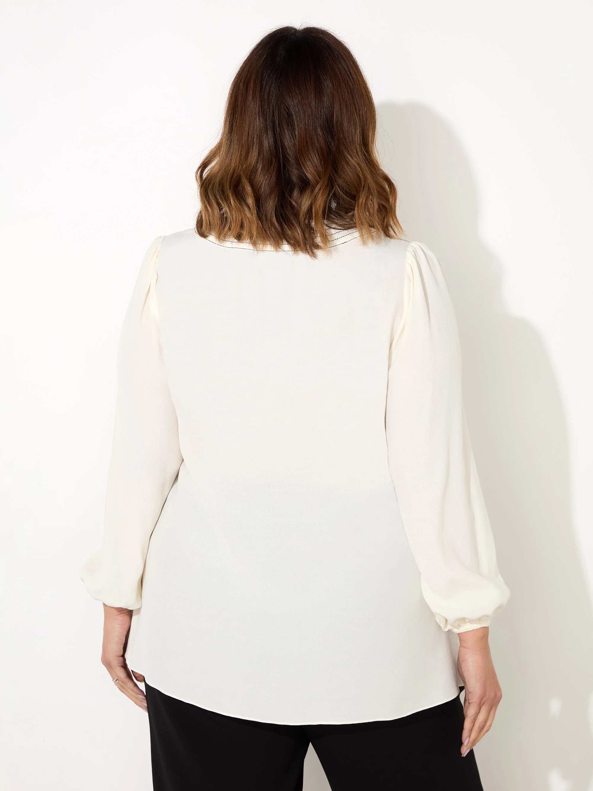 Ivory V-Neck Contrast Stitch Blouse - Image 3
