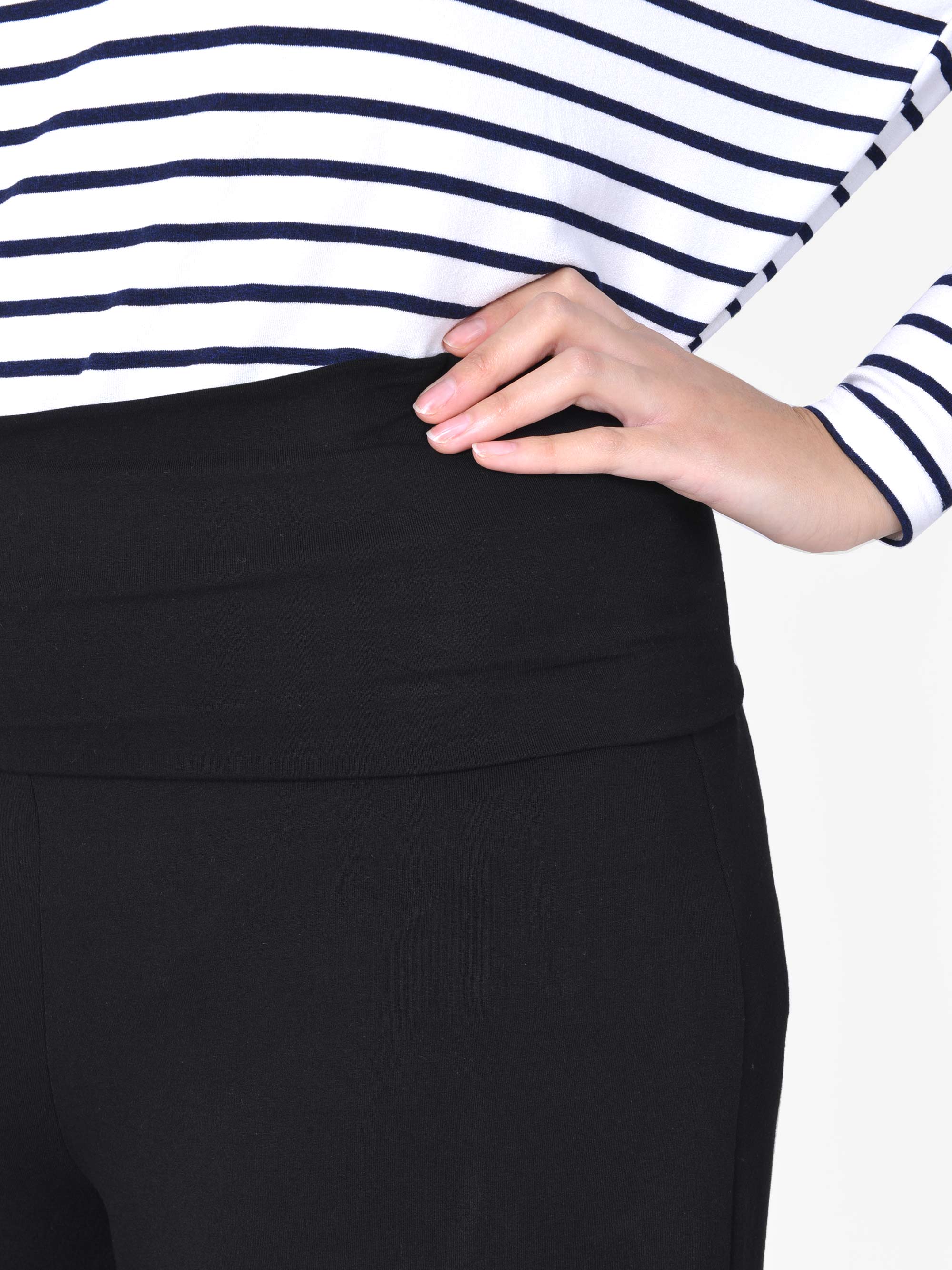 Jersey Relaxed Cropped Trousers - Image 4