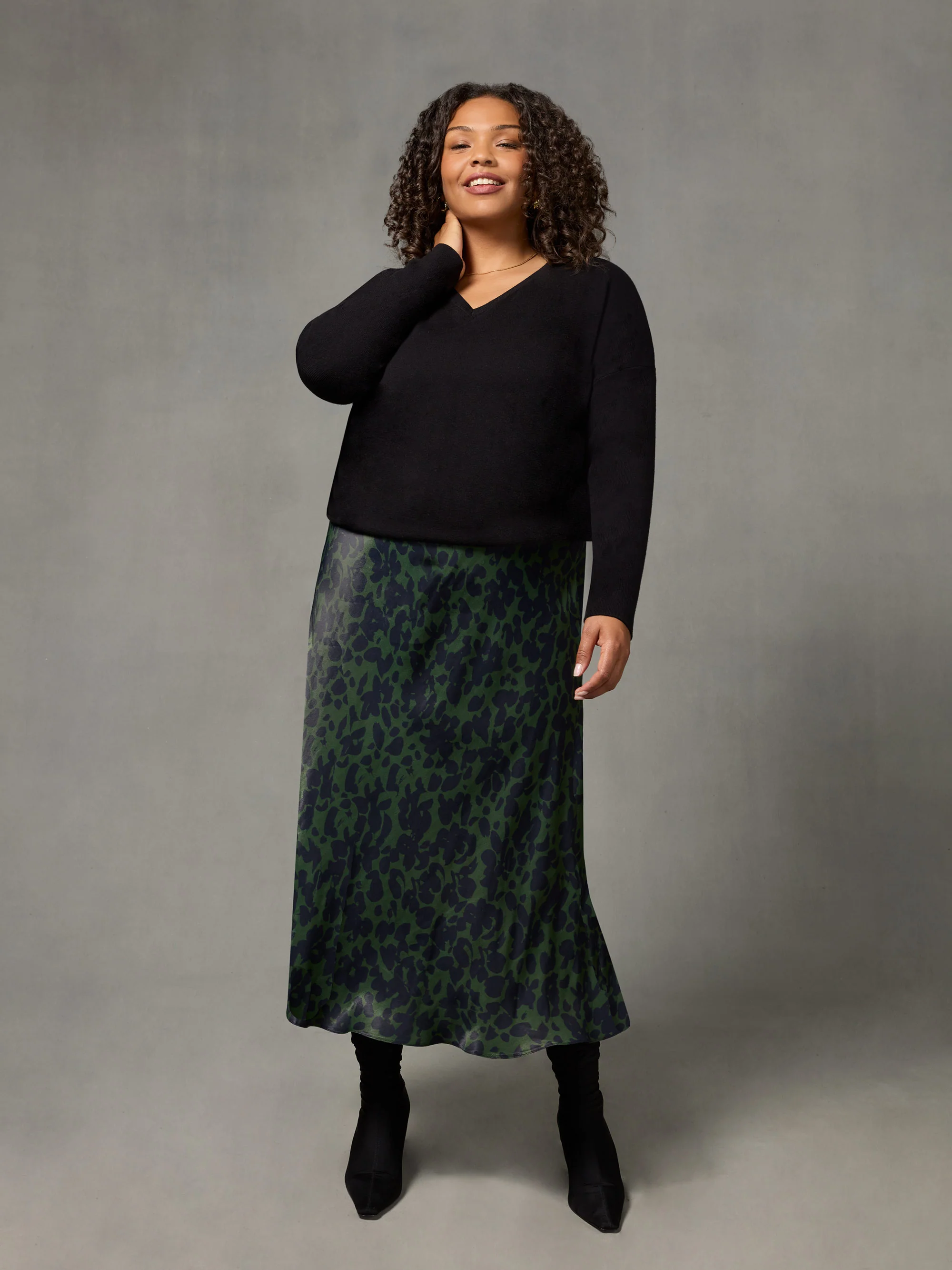 Khaki Floral Print Bias Cut Skirt - Image 3