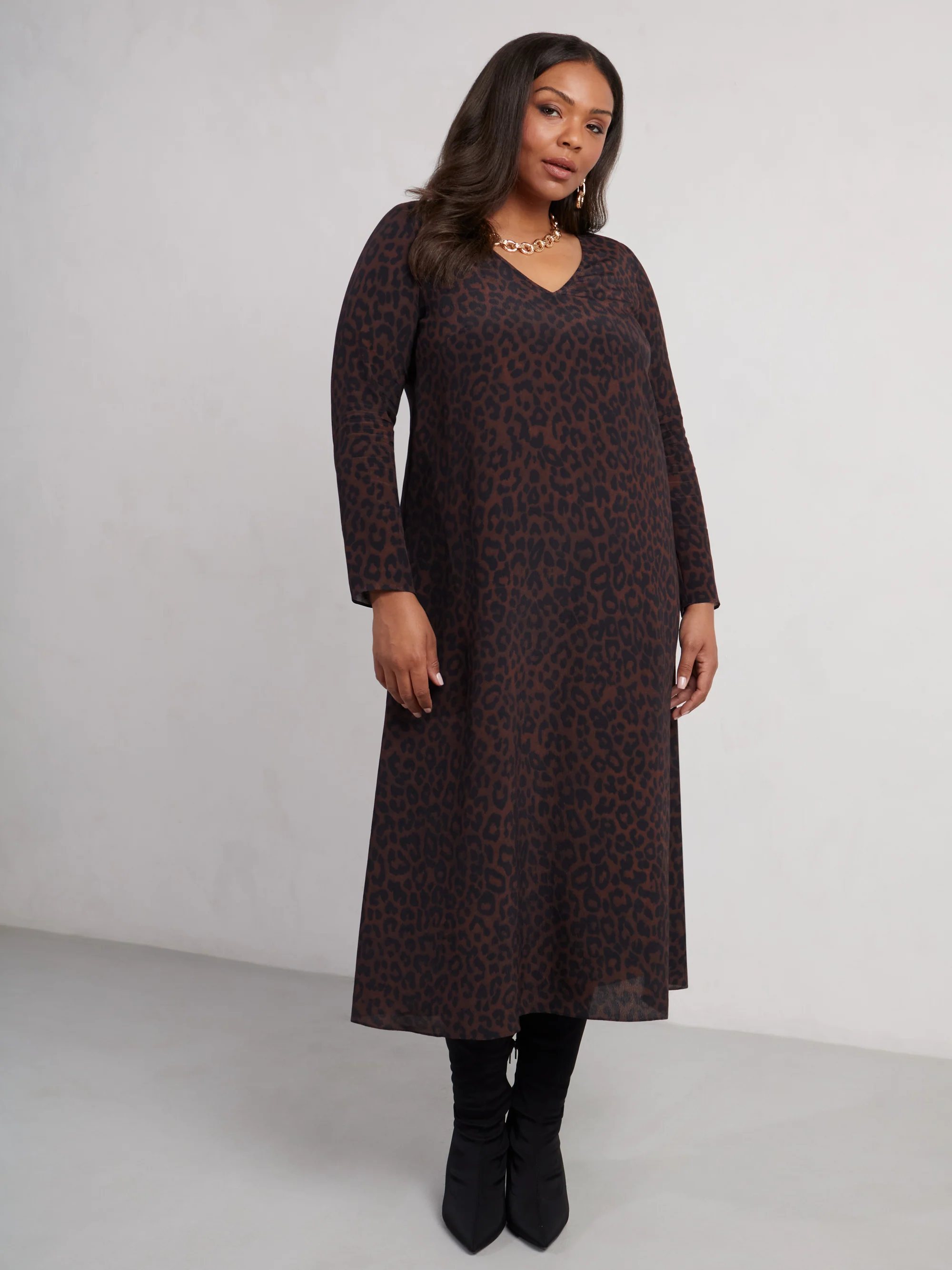 Chocolate Leopard Print V-Neck Long Sleeve Midaxi Dress - Image 2