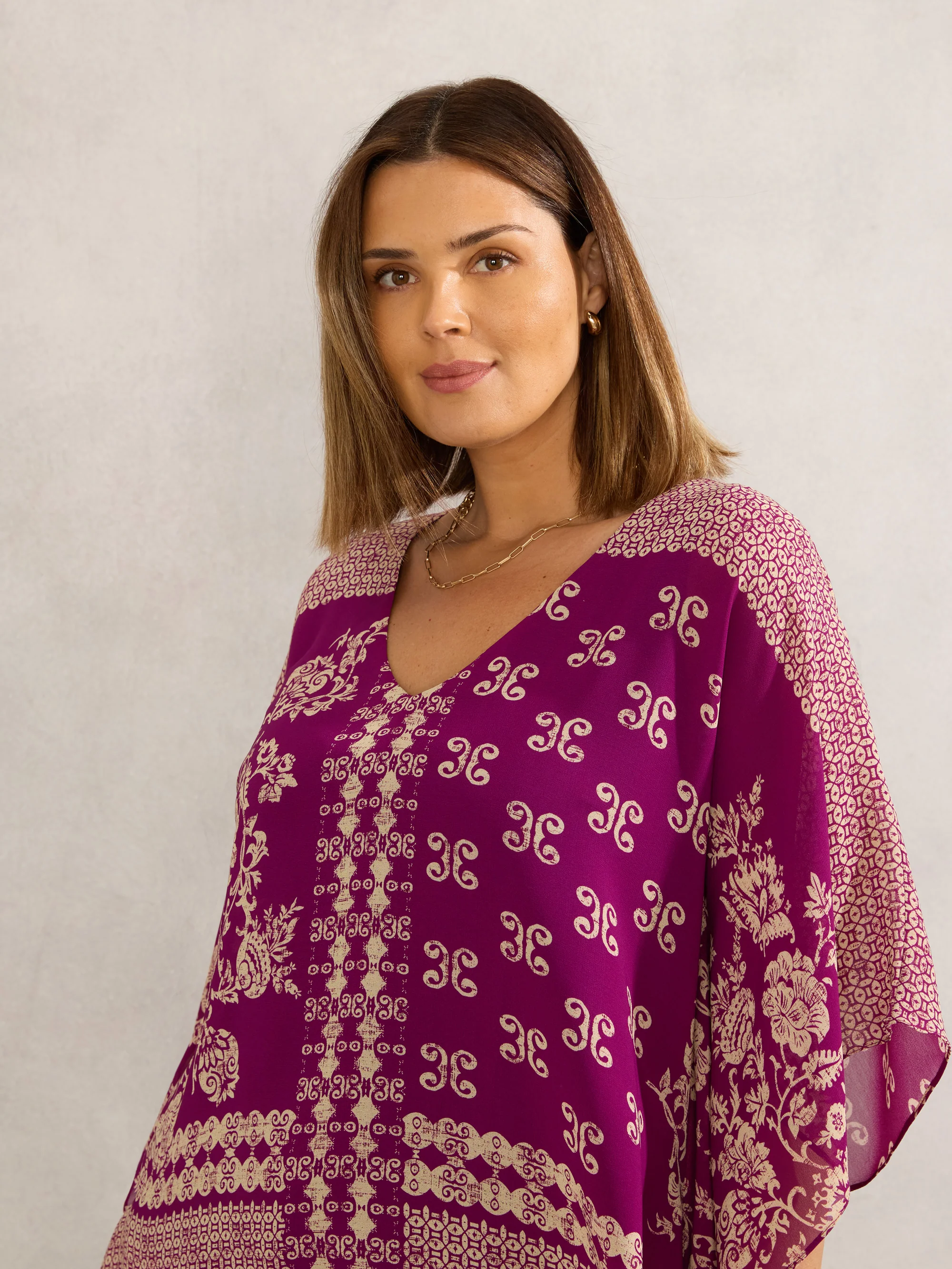Magenta Bandana Print Chiffon V Neck Top - Image 5