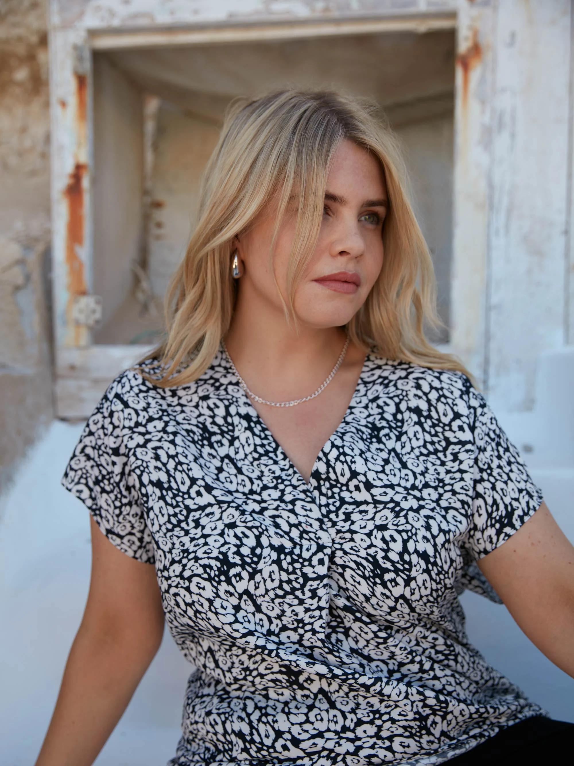 Mono Animal Pleat Front Top - Image 2