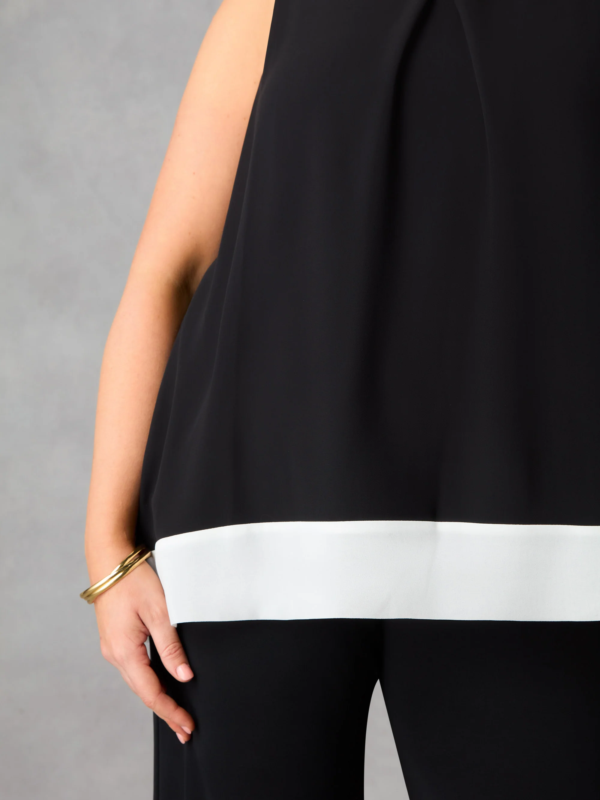 Mono Colourblock Overlay Vest - Image 2