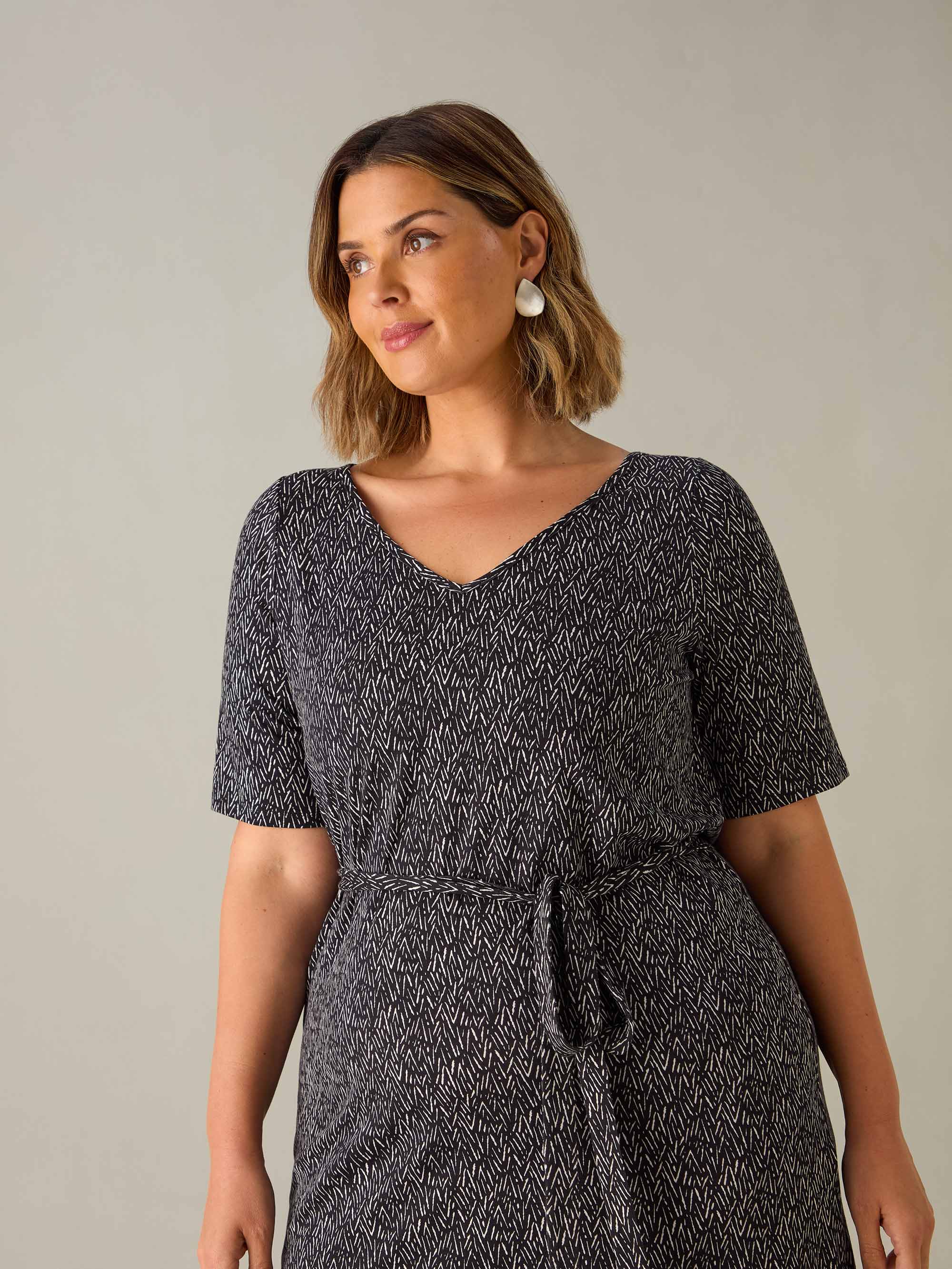 Mono Dash Print Jersey V-Neck Midi Dress - Image 2