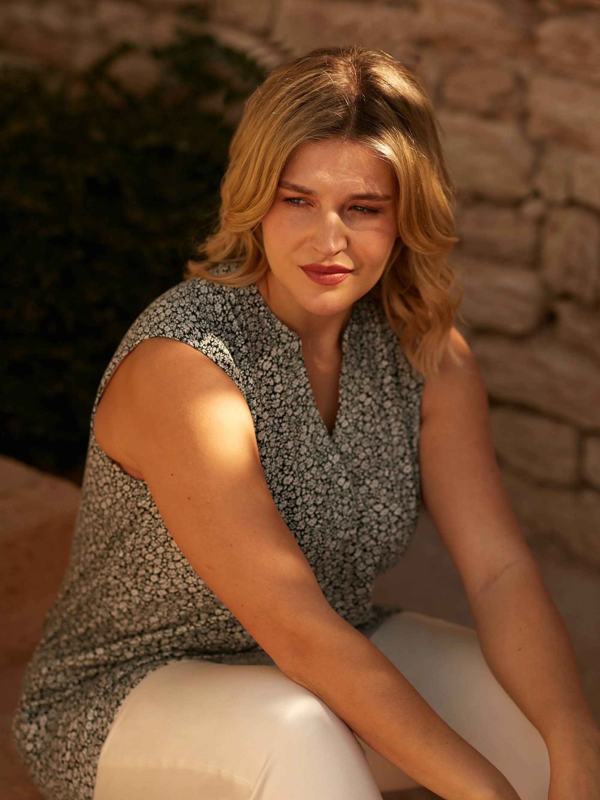 Mono Ditsy Jersey V-Neck Tunic - Image 2