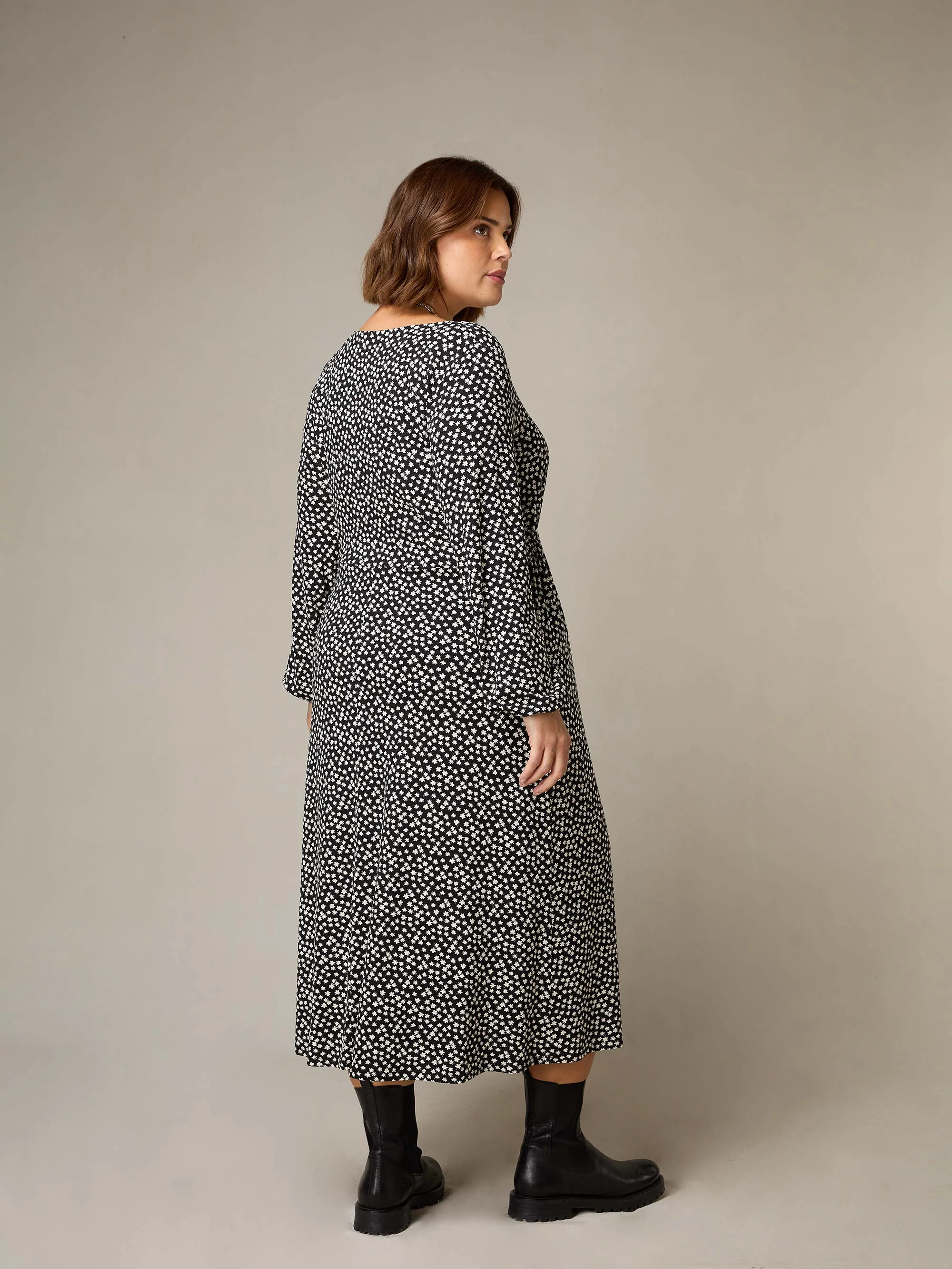Mono Ditsy Print Jersey Gathered Waist Midi Dress - Image 3