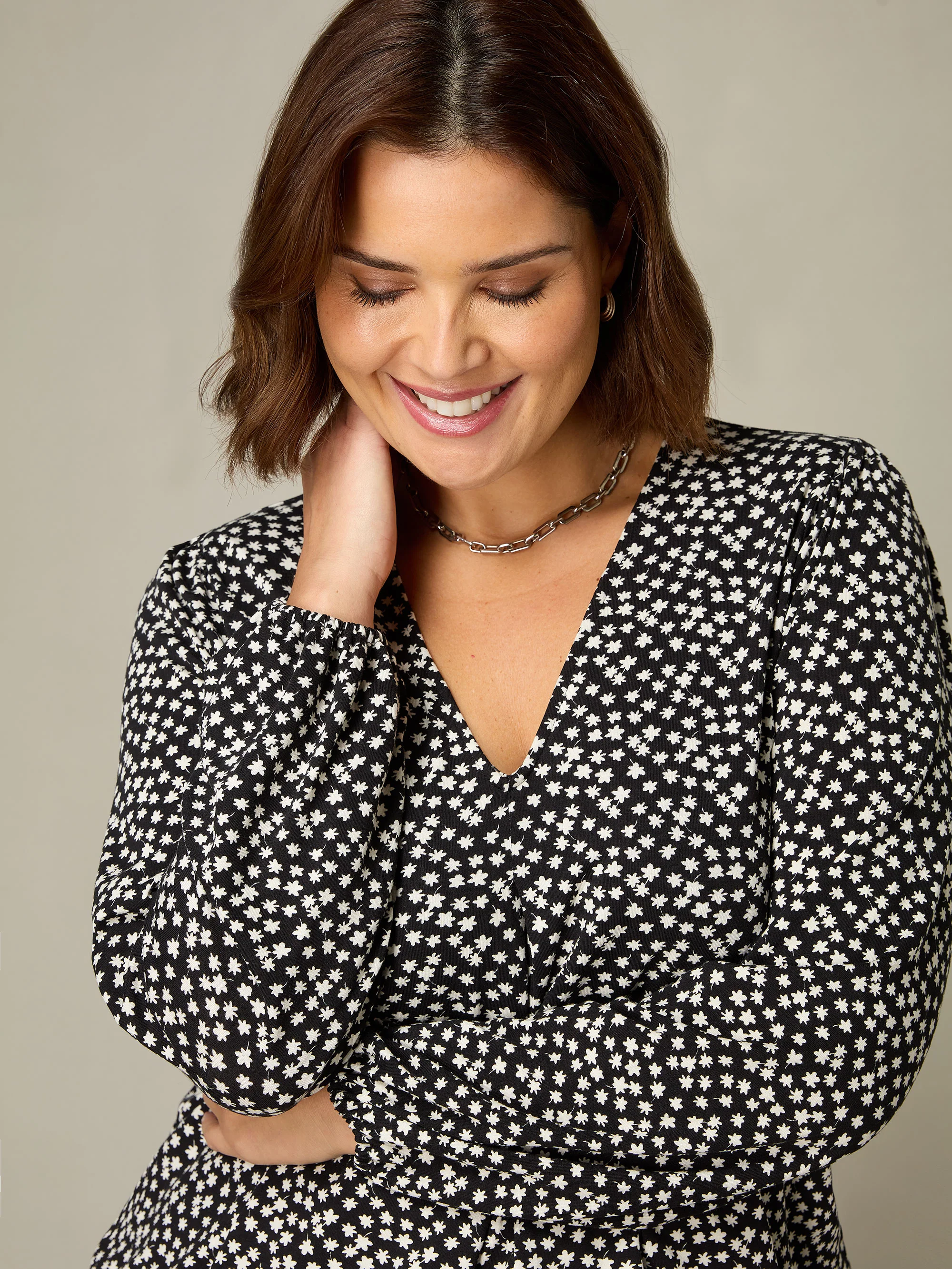 Mono Ditsy Print Jersey Pleat Front Top - Image 2