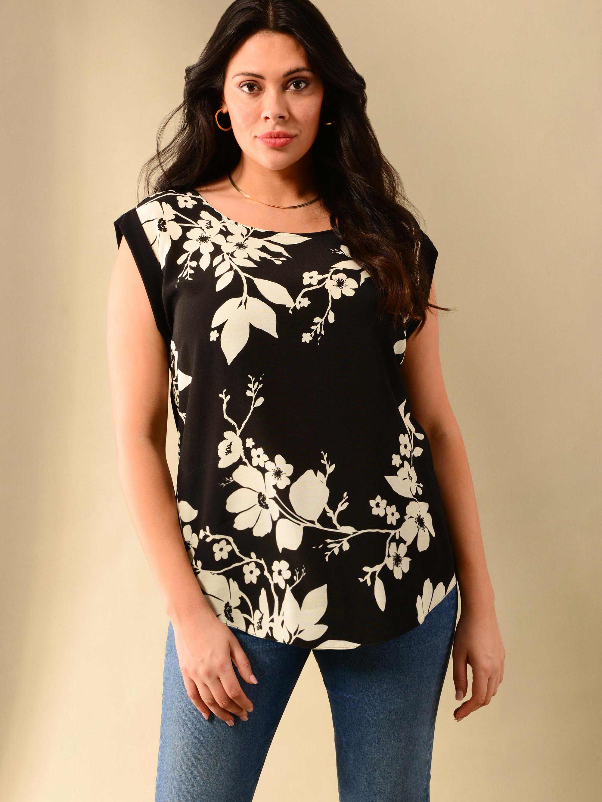 Mono Floral Blossom Print Jesey Back T-Shirt - Image 2