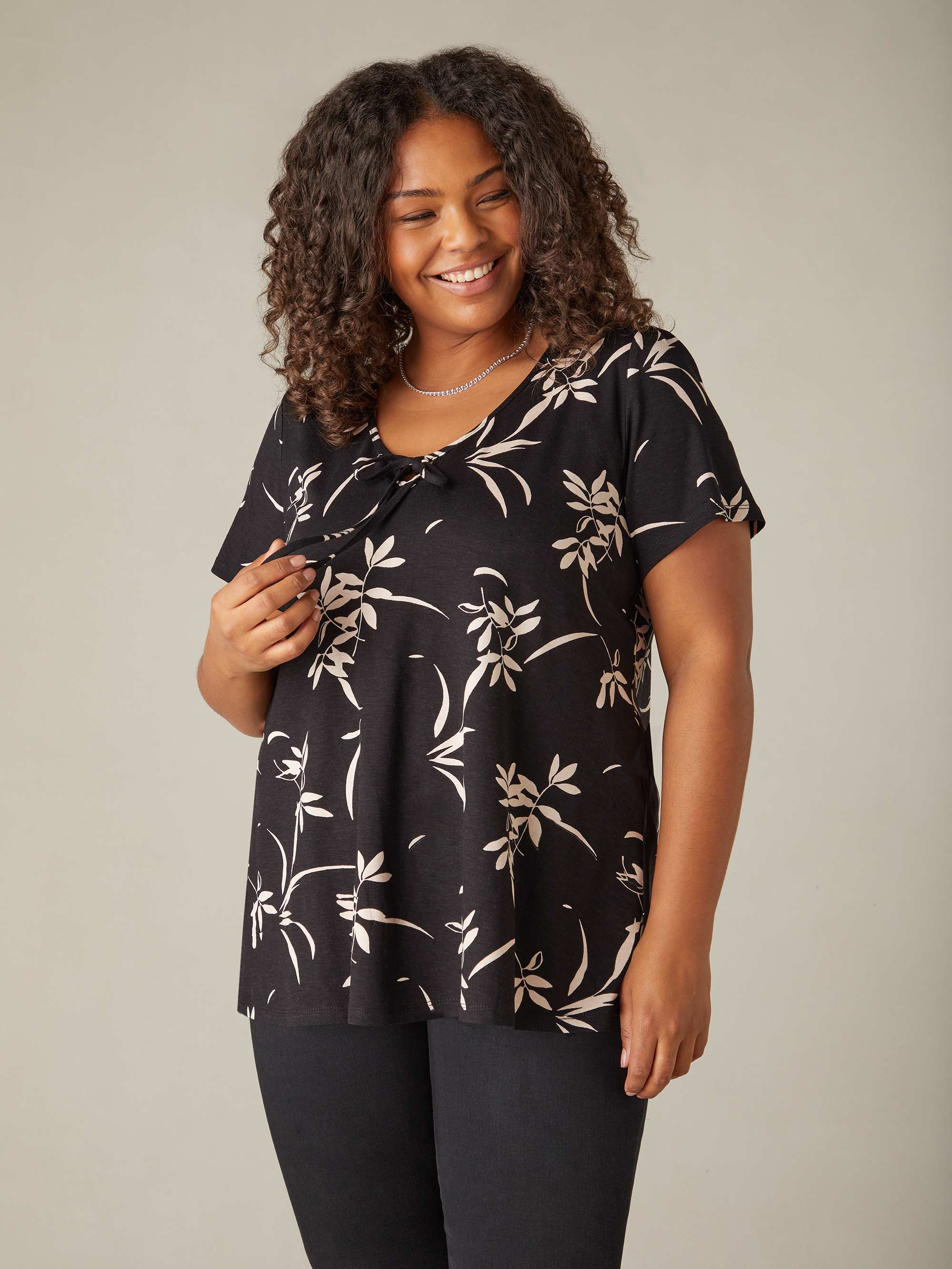 Mono Floral Print Jersey Tie Front Top - Image 2