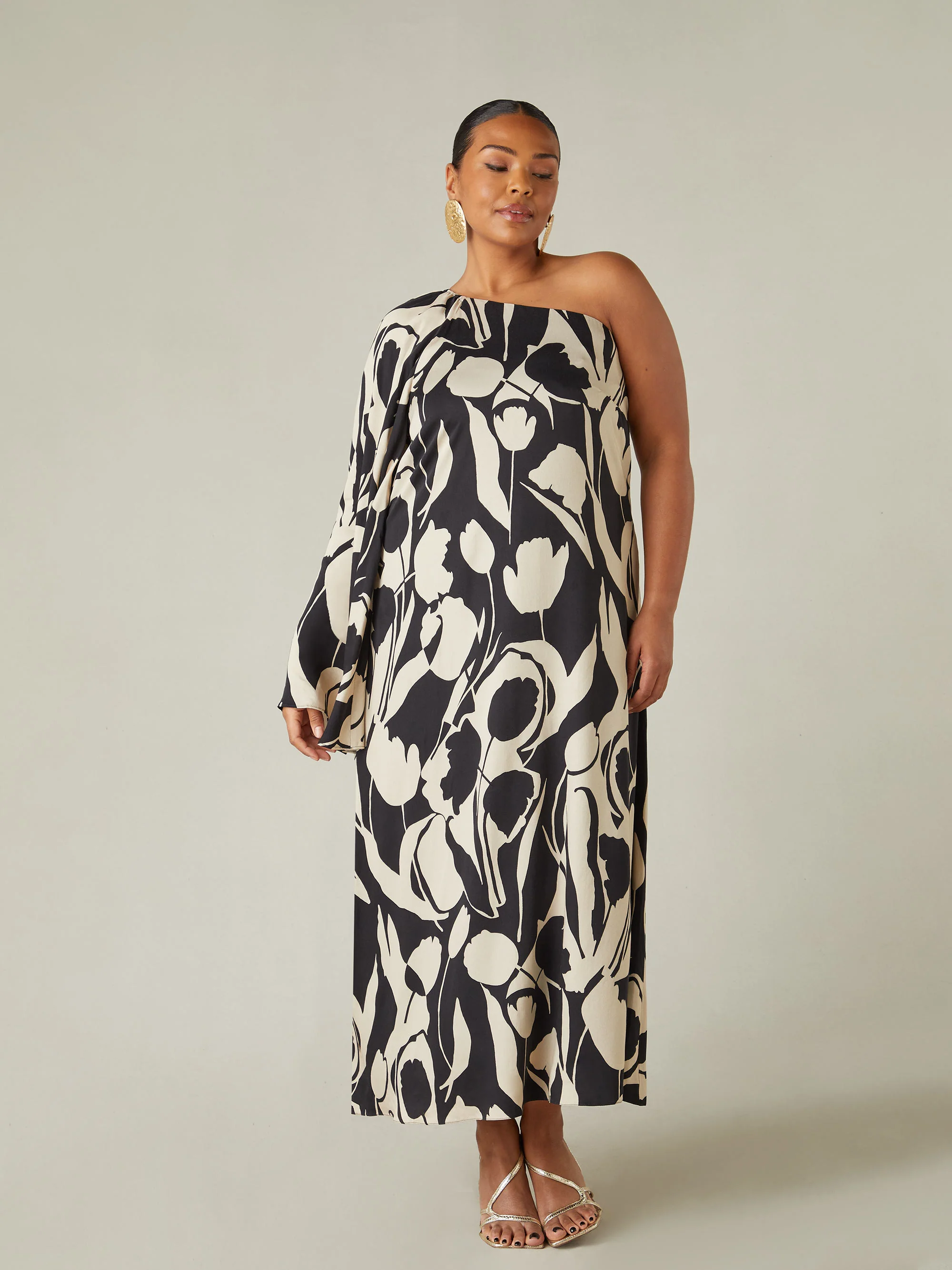 Mono Floral Print One Shoulder Maxi Dress - Image 4