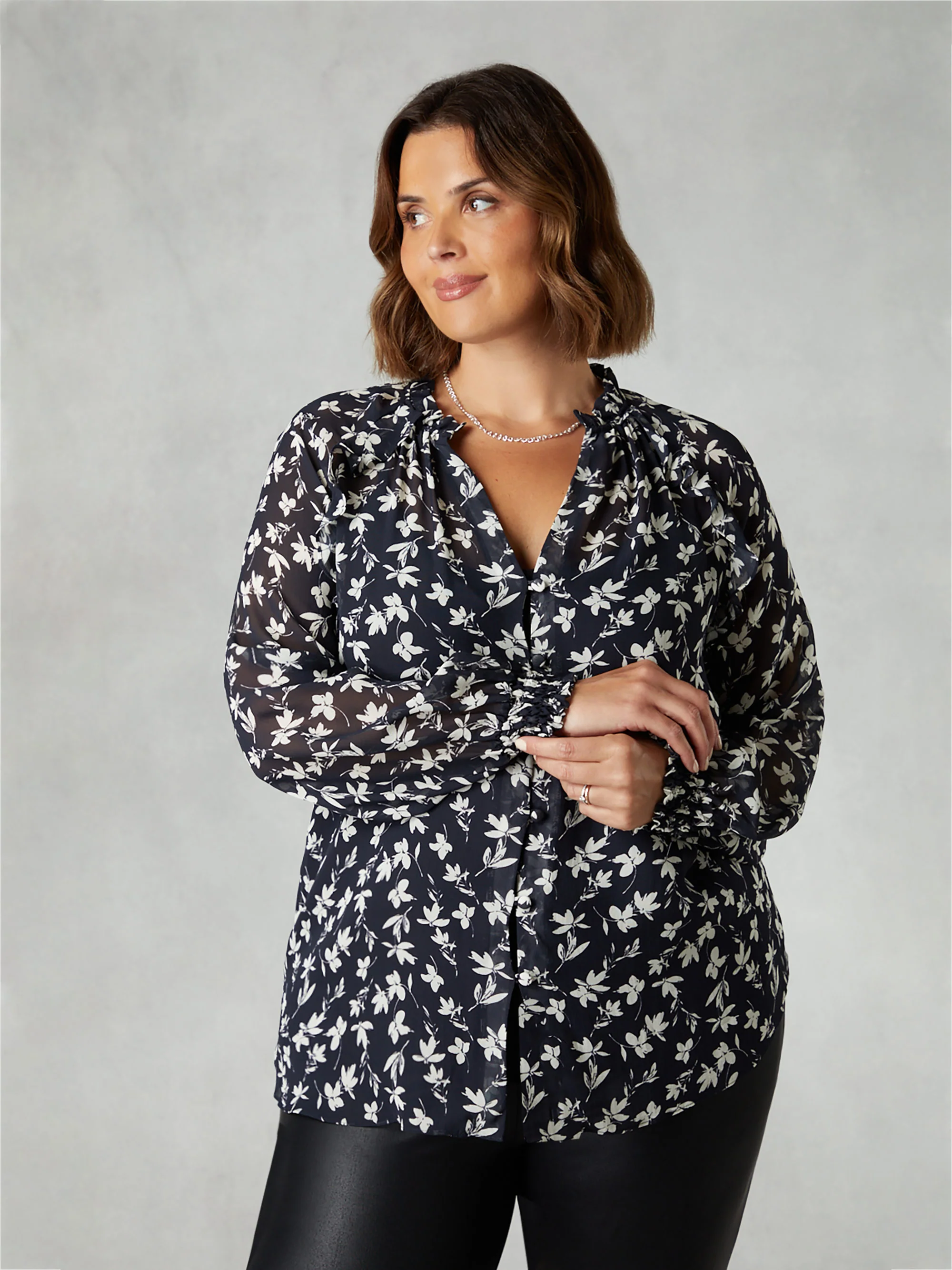 Mono Floral Print Ruffle Front Blouse - Image 3