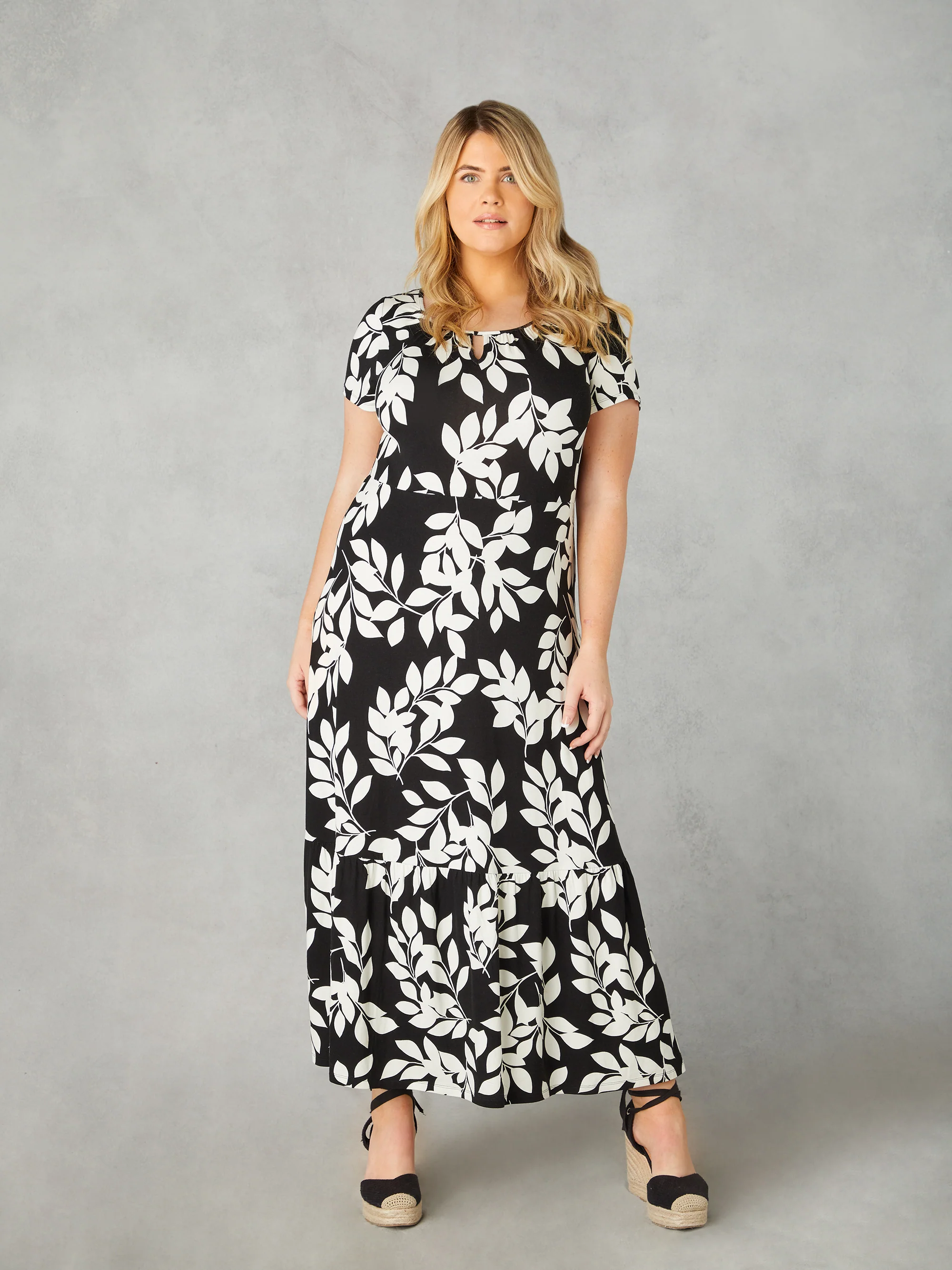 Mono Leaf Print Jersey Keyhole Maxi Dress - Image 3