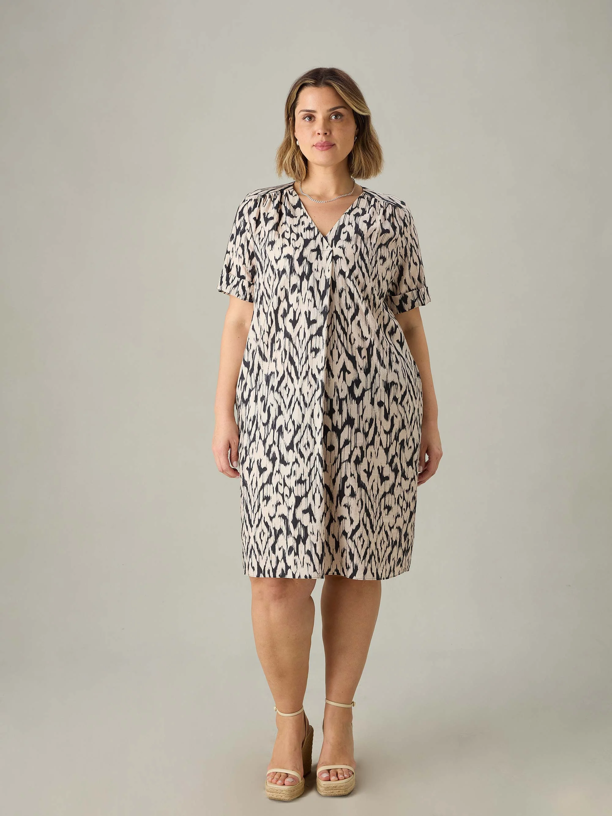 Mono Print Pleat Front Dress - Image 3