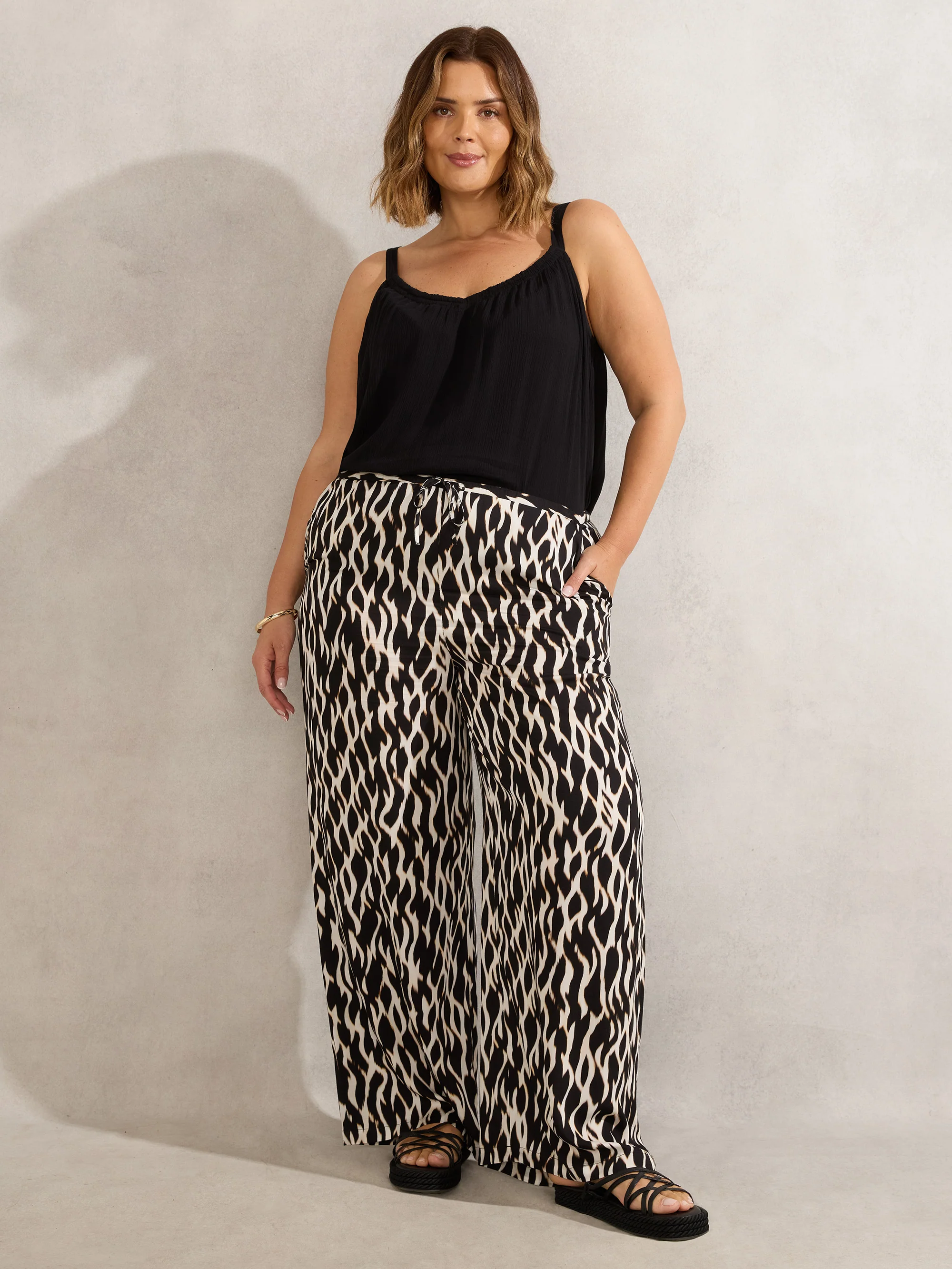 Mono Print Wide Leg Trouser - Image 3
