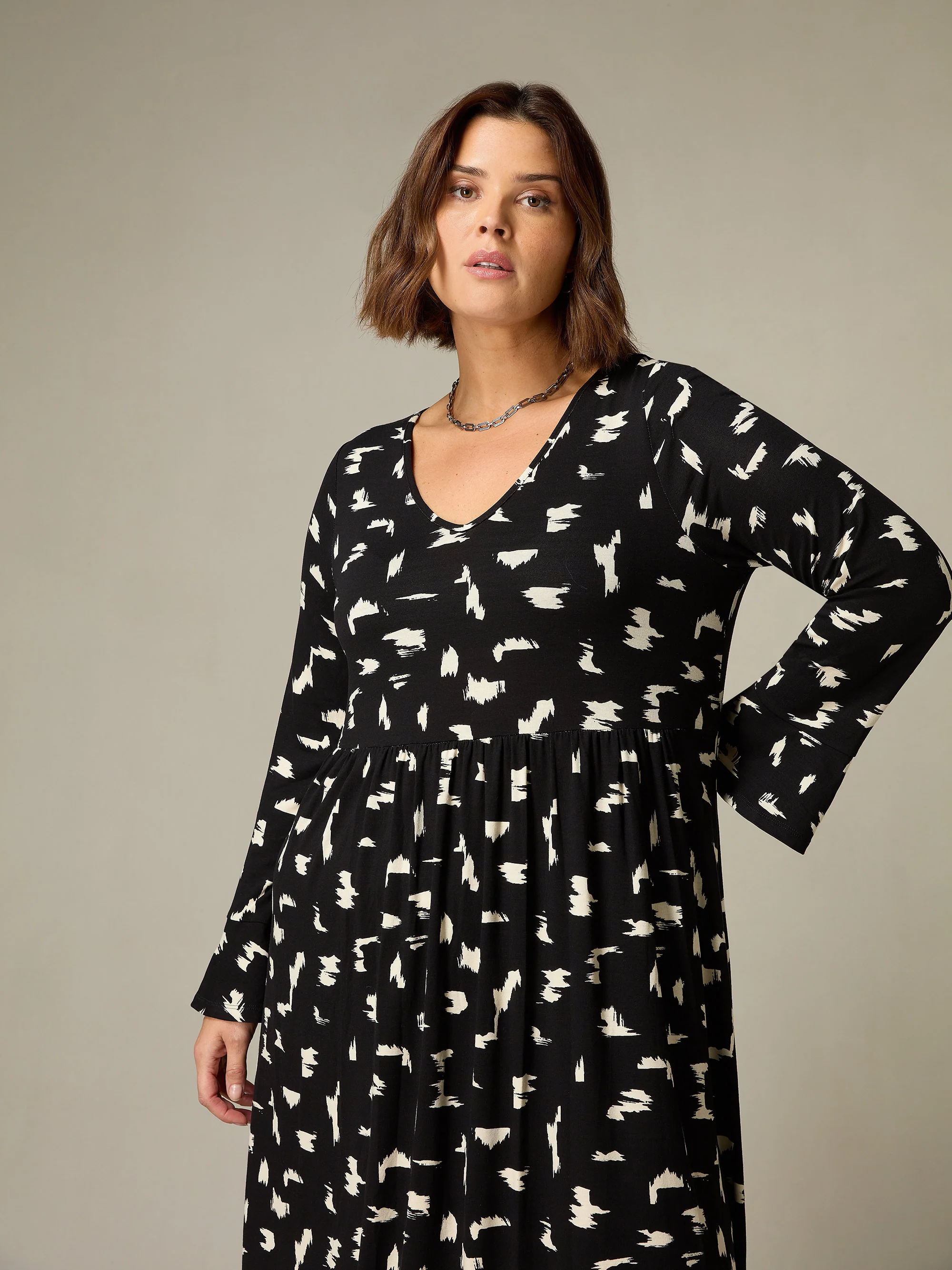 Mono Smudge Print Jersey Midi Dress - Image 5