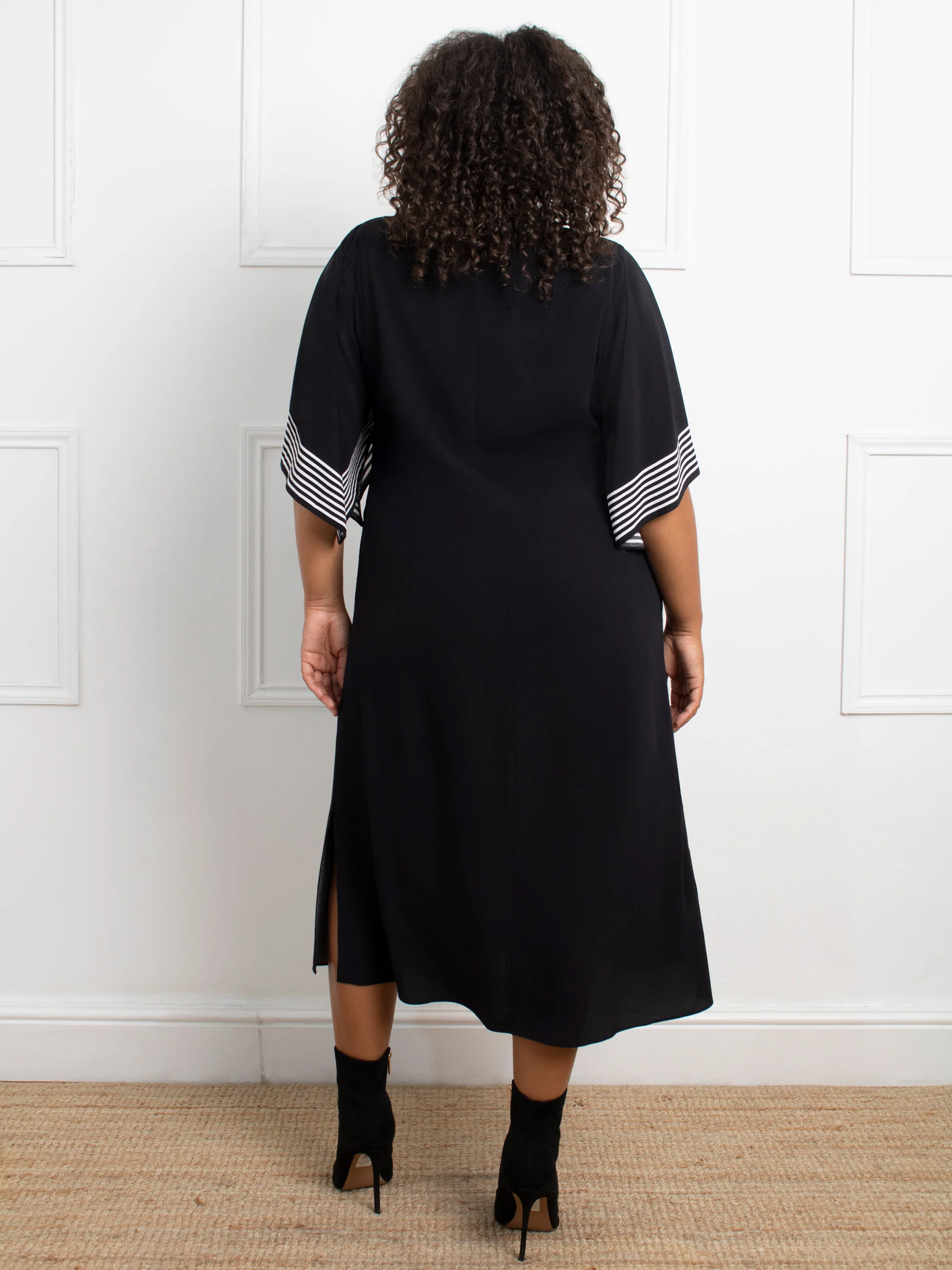 Mono Stripe Print Midi Dress - Image 5