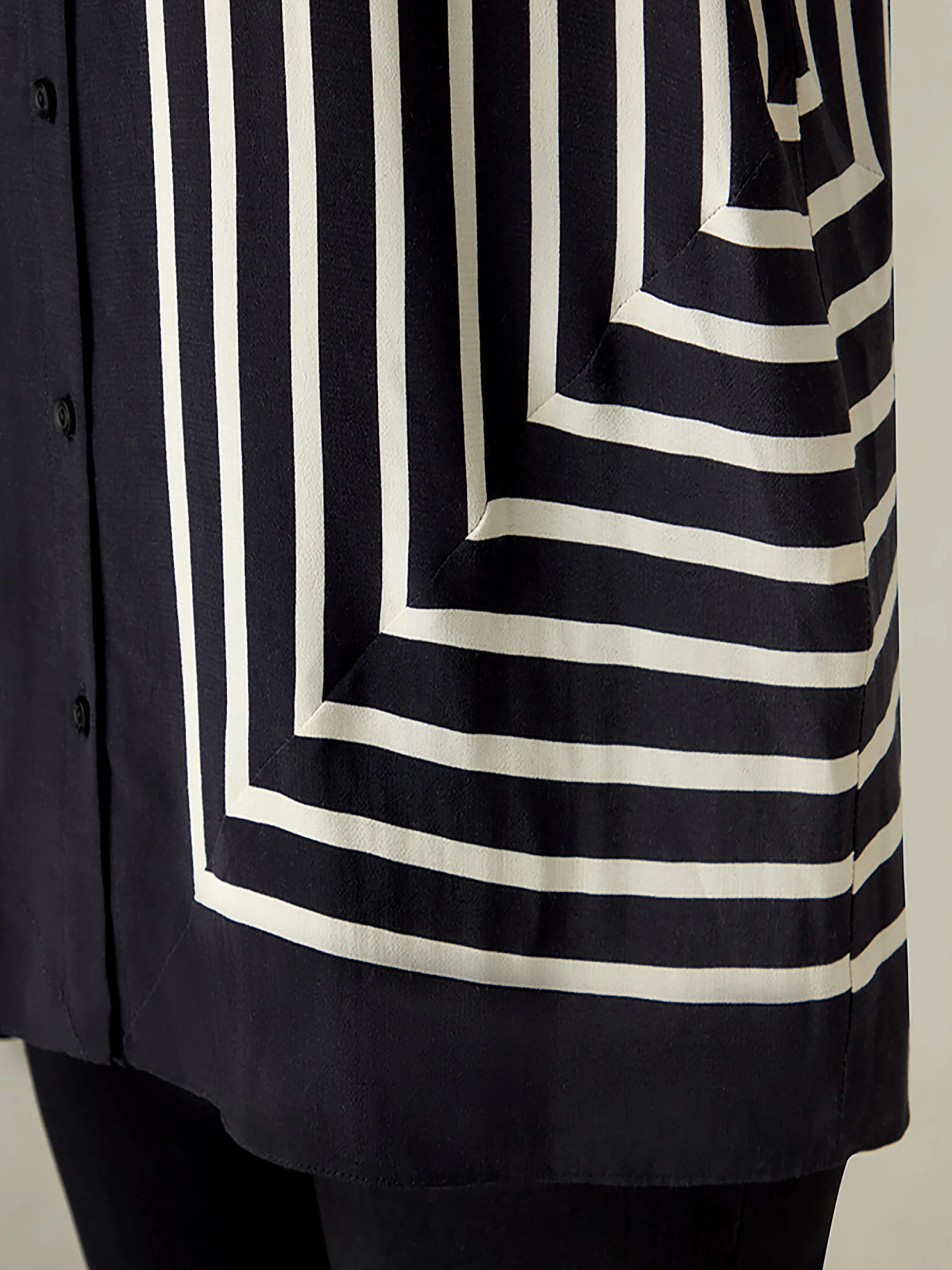 Mono Stripe Shirt - Image 7