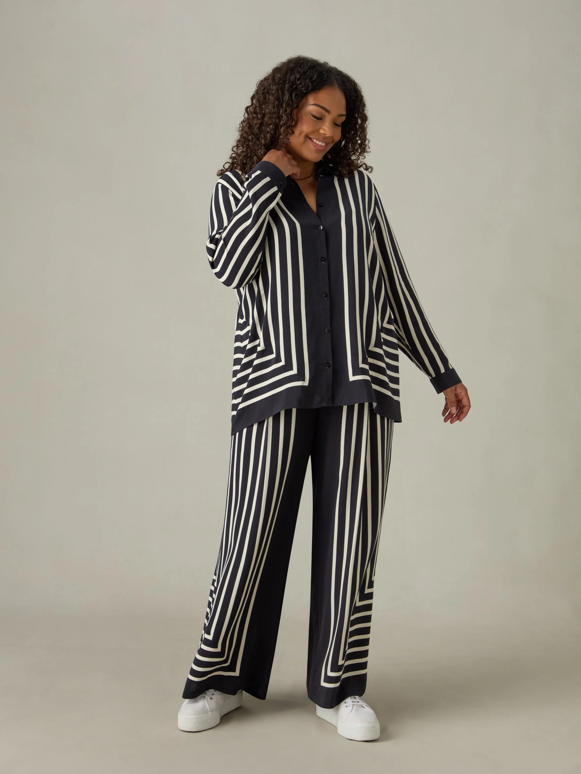 Mono Stripe Shirt - Image 8