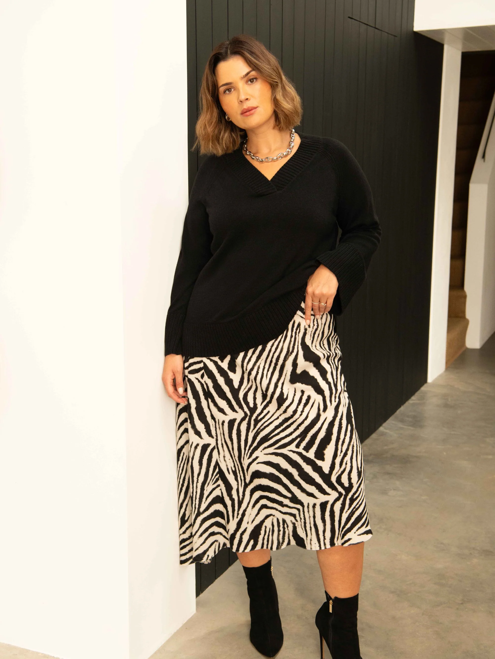 Mono Zebra Print Asymmetric Midi Skirt - Image 7