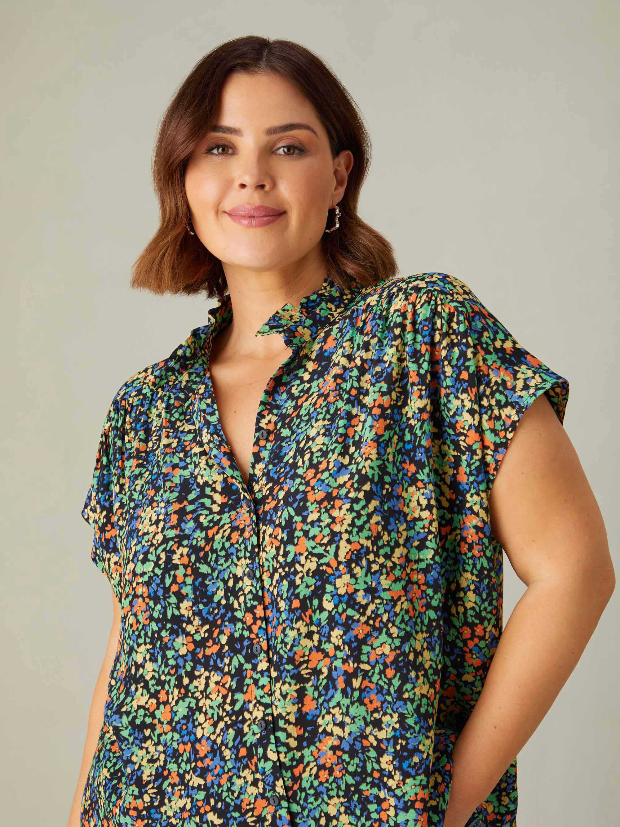 Multi Ditsy Frill Collar Sleeveless Blouse - Image 4