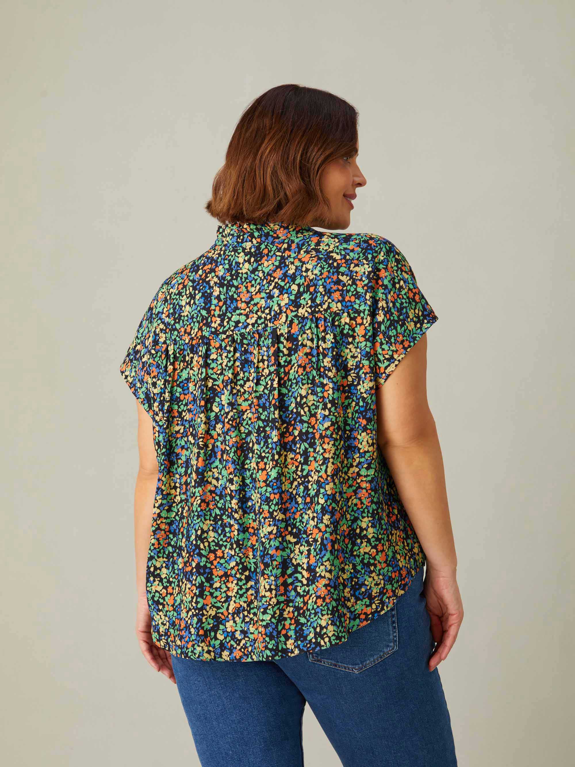 Multi Ditsy Frill Collar Sleeveless Blouse - Image 7