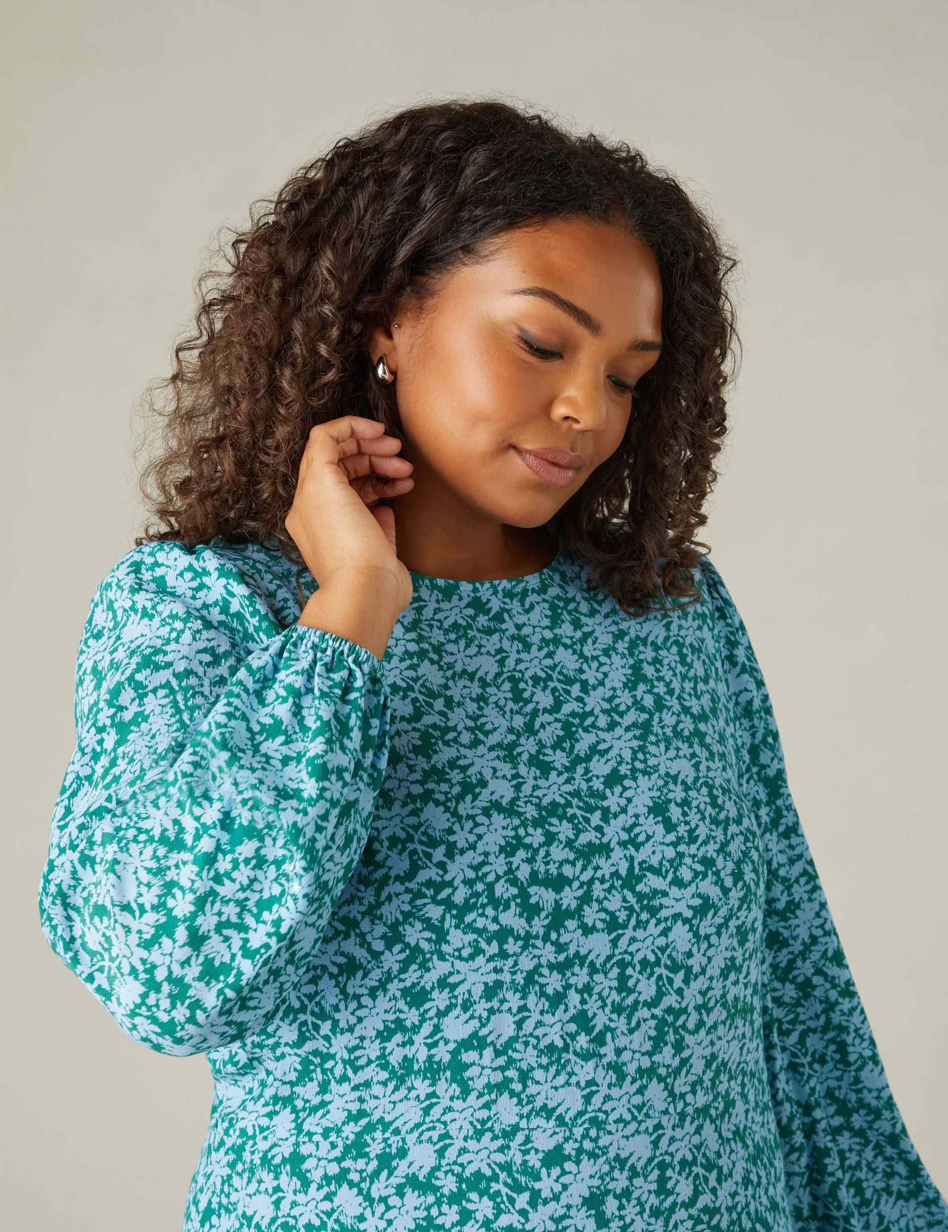 Multi Ditsy Print Tiered Midaxi Dress - Image 3