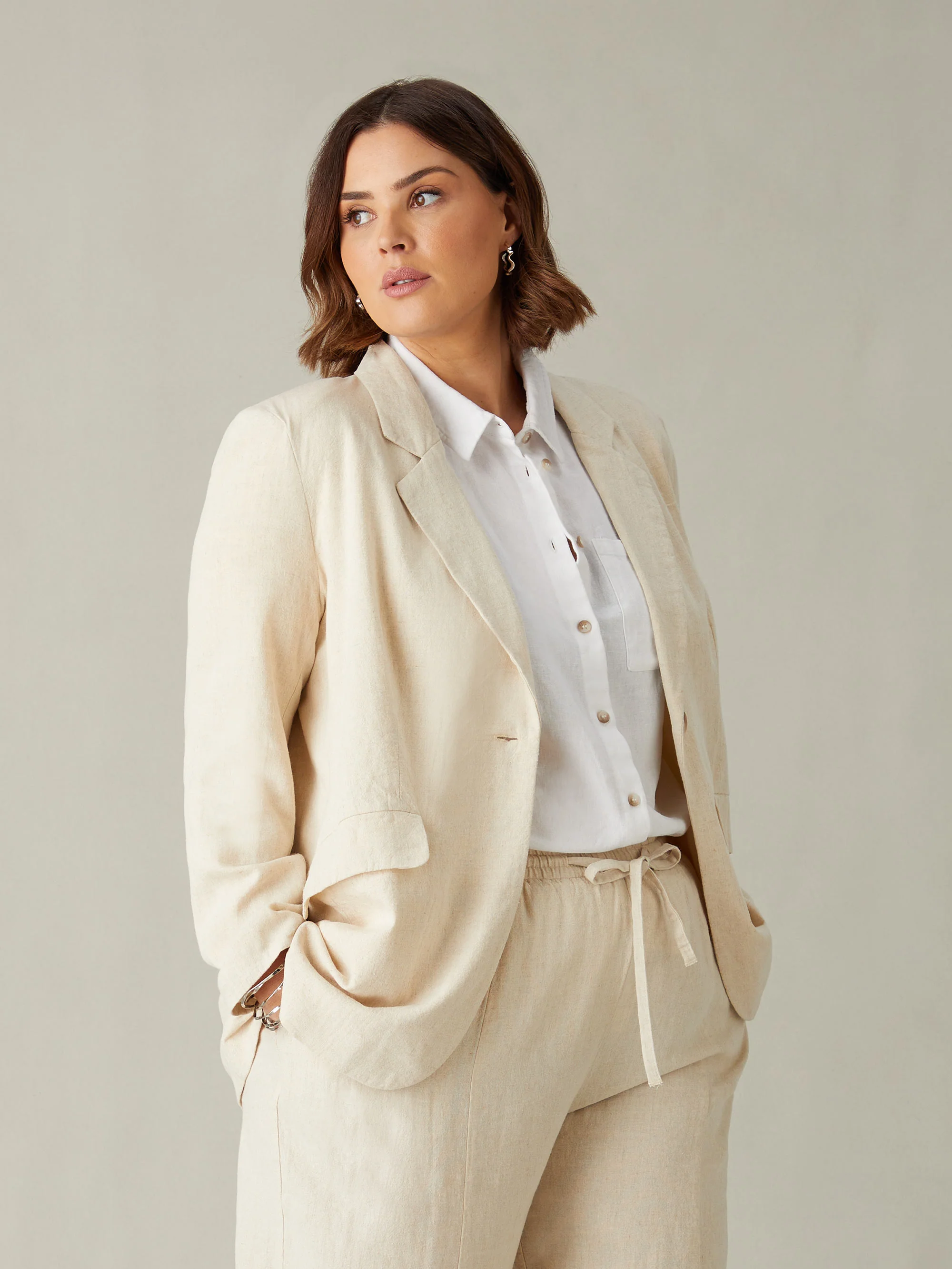 Natural Linen Blend Blazer - Image 4