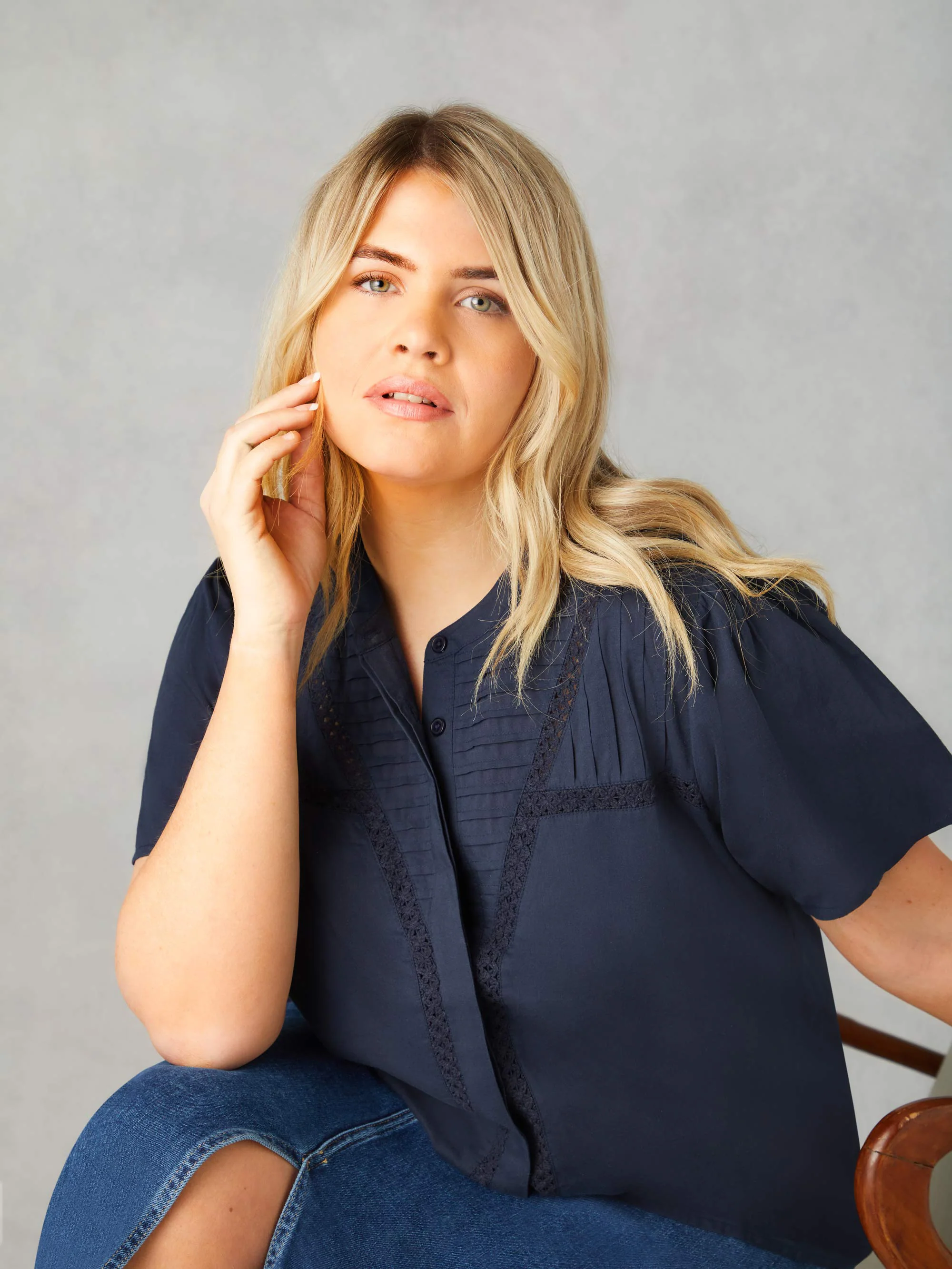 Navy Crochet Trim Short Sleeve Blouse - Image 3