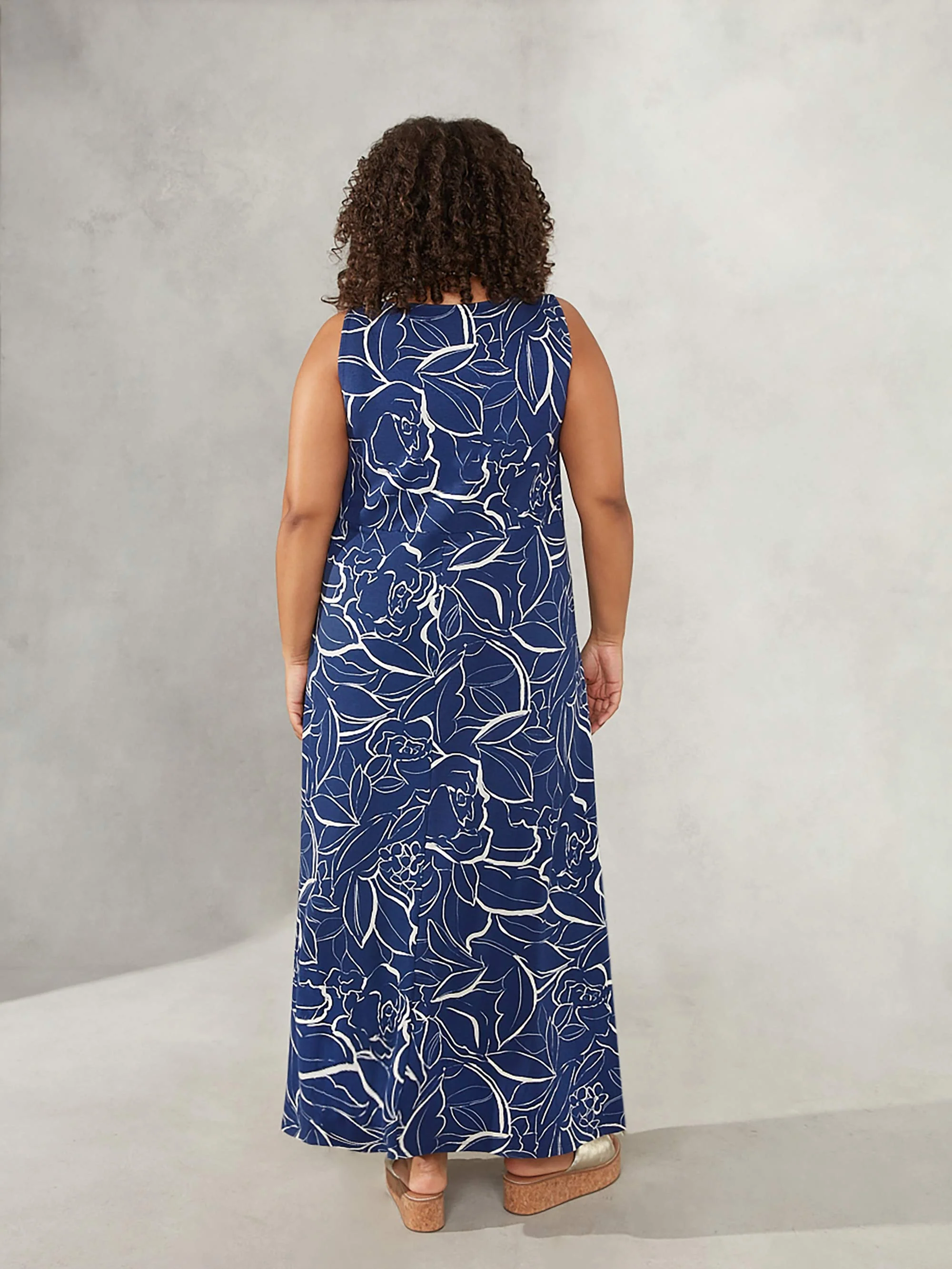 Navy Floral Linear Print Jersey Maxi Dress - Image 4