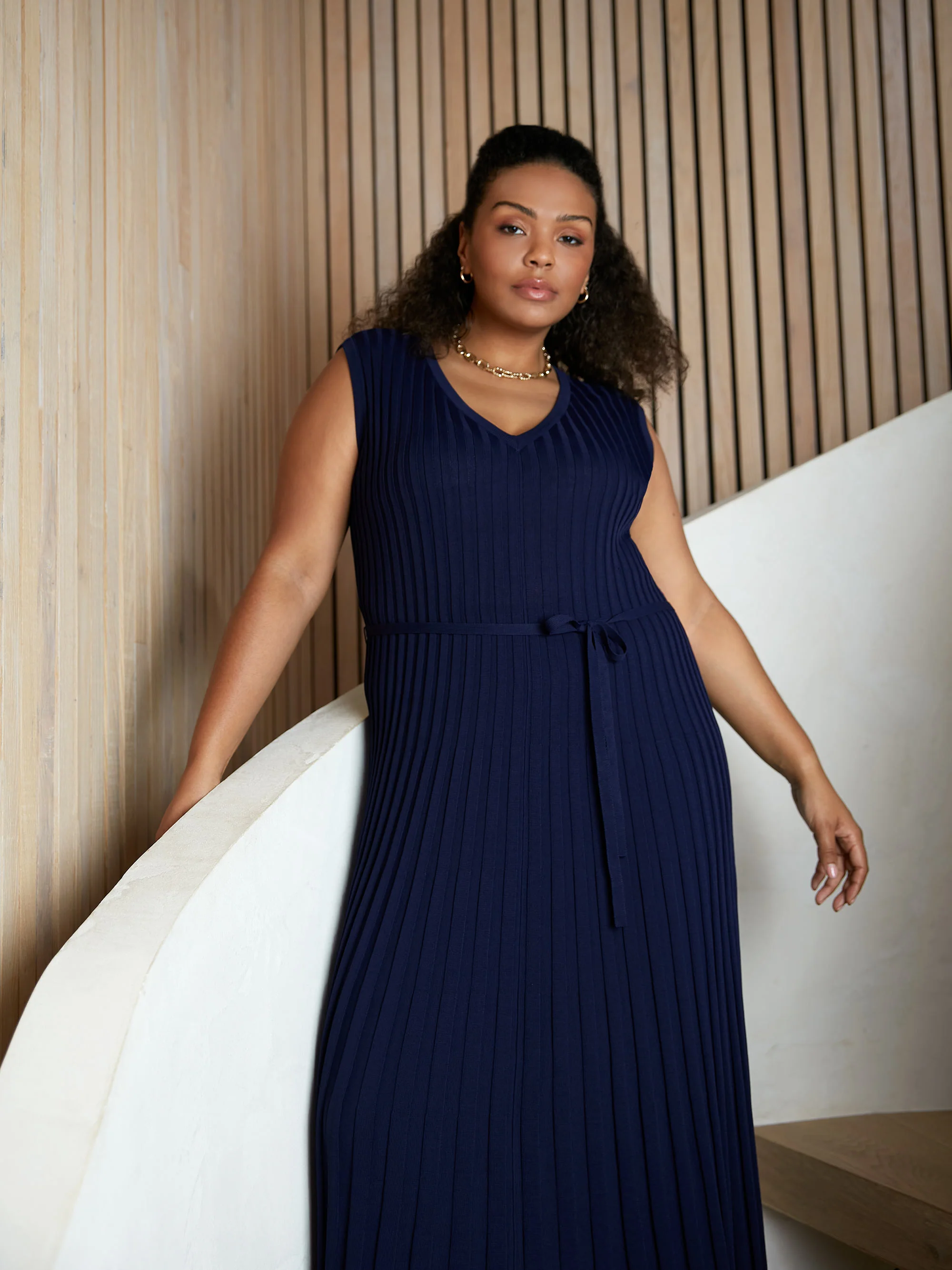 Navy Knitted Rib Dress - Image 3