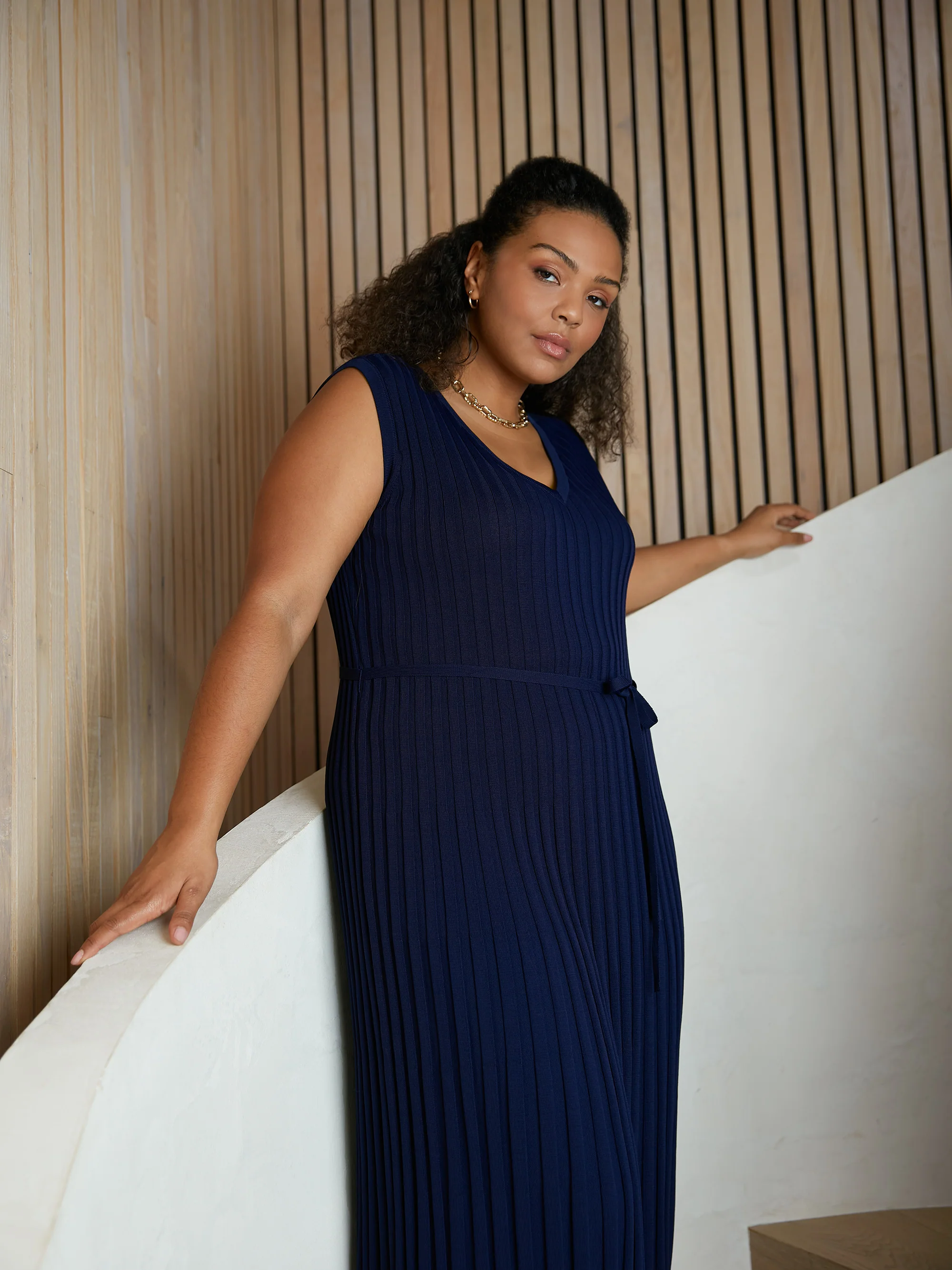 Navy Knitted Rib Dress - Image 4