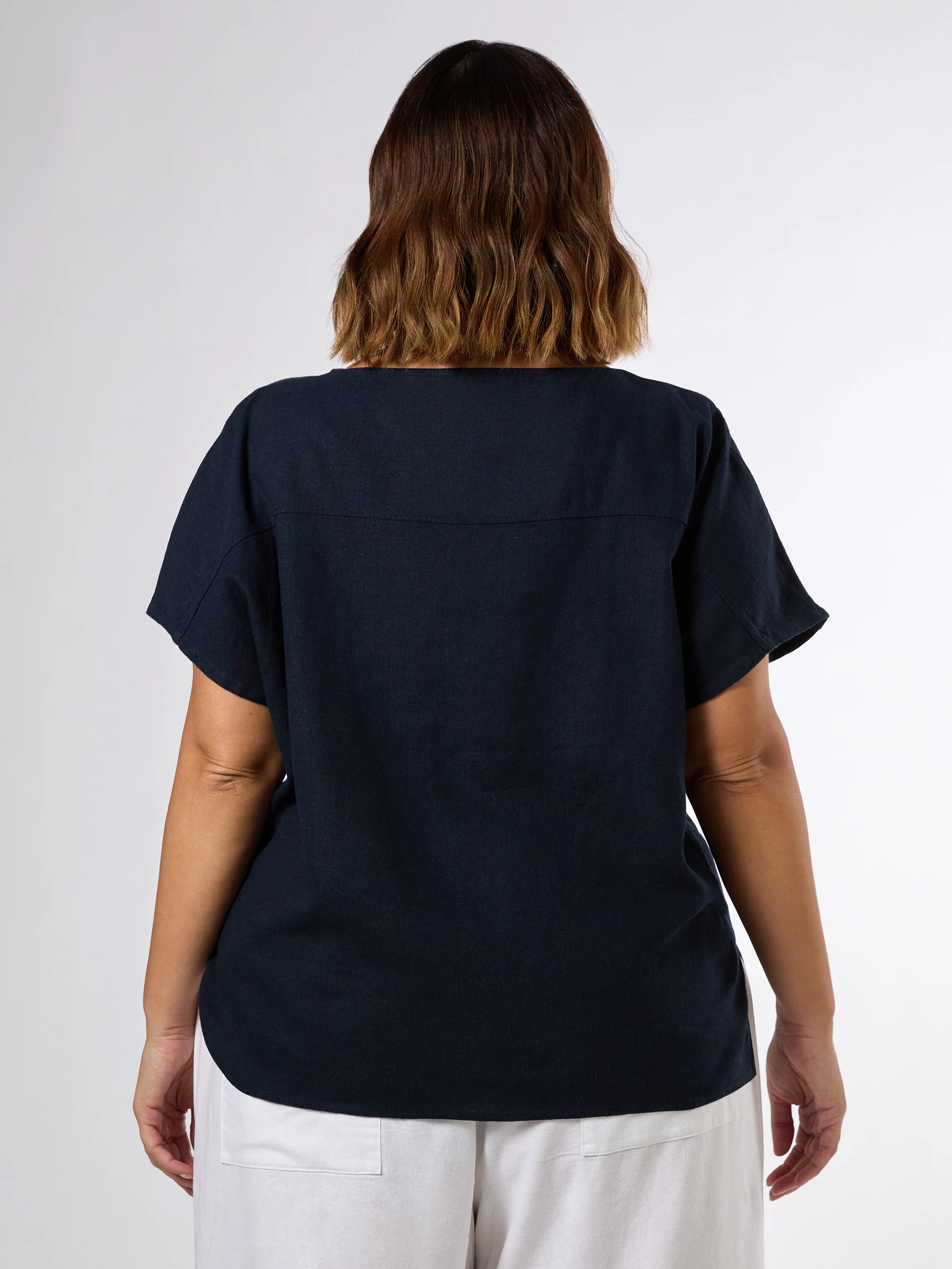 Navy Linen Blend Seamed Detail Top - Image 3