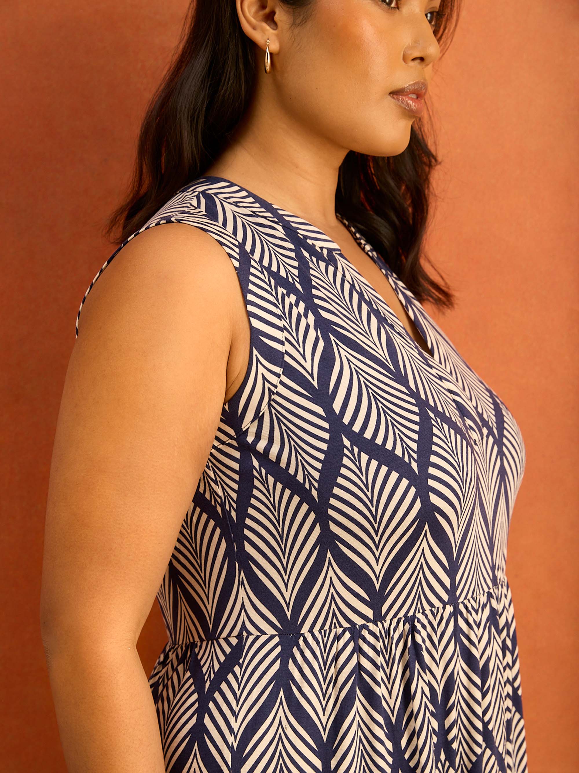 Navy Print Nehru Collar Tiered Jersey Maxi Dress - Image 5