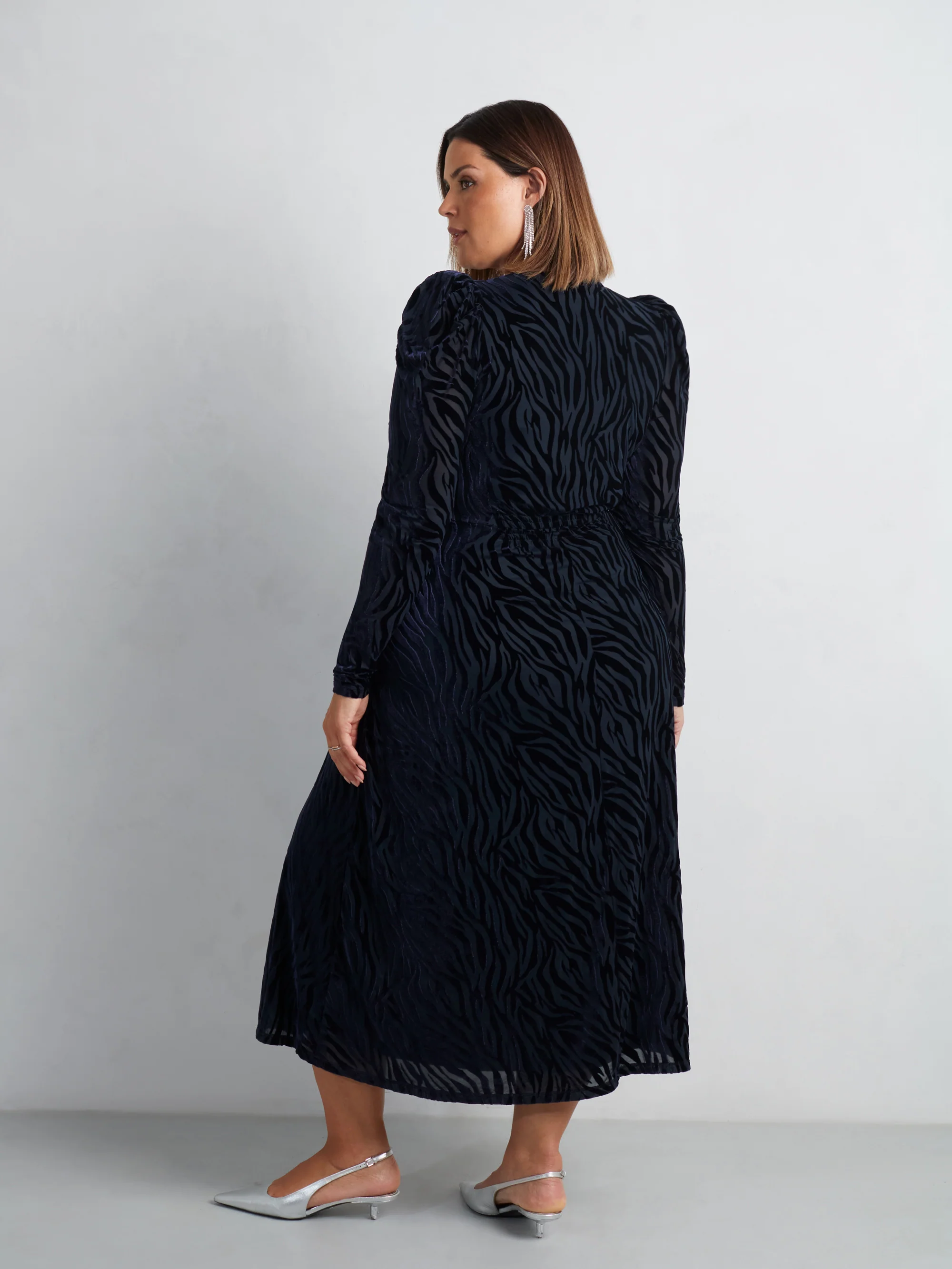 Navy Zebra Burnout Puff Sleeve Dress - Image 8