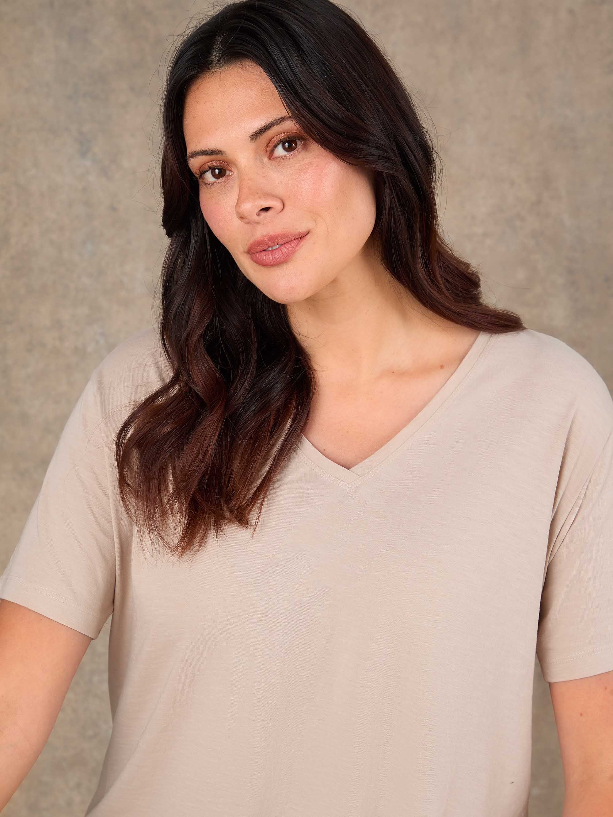Oatmeal Cotton Slub V Neck T-Shirt - Image 4