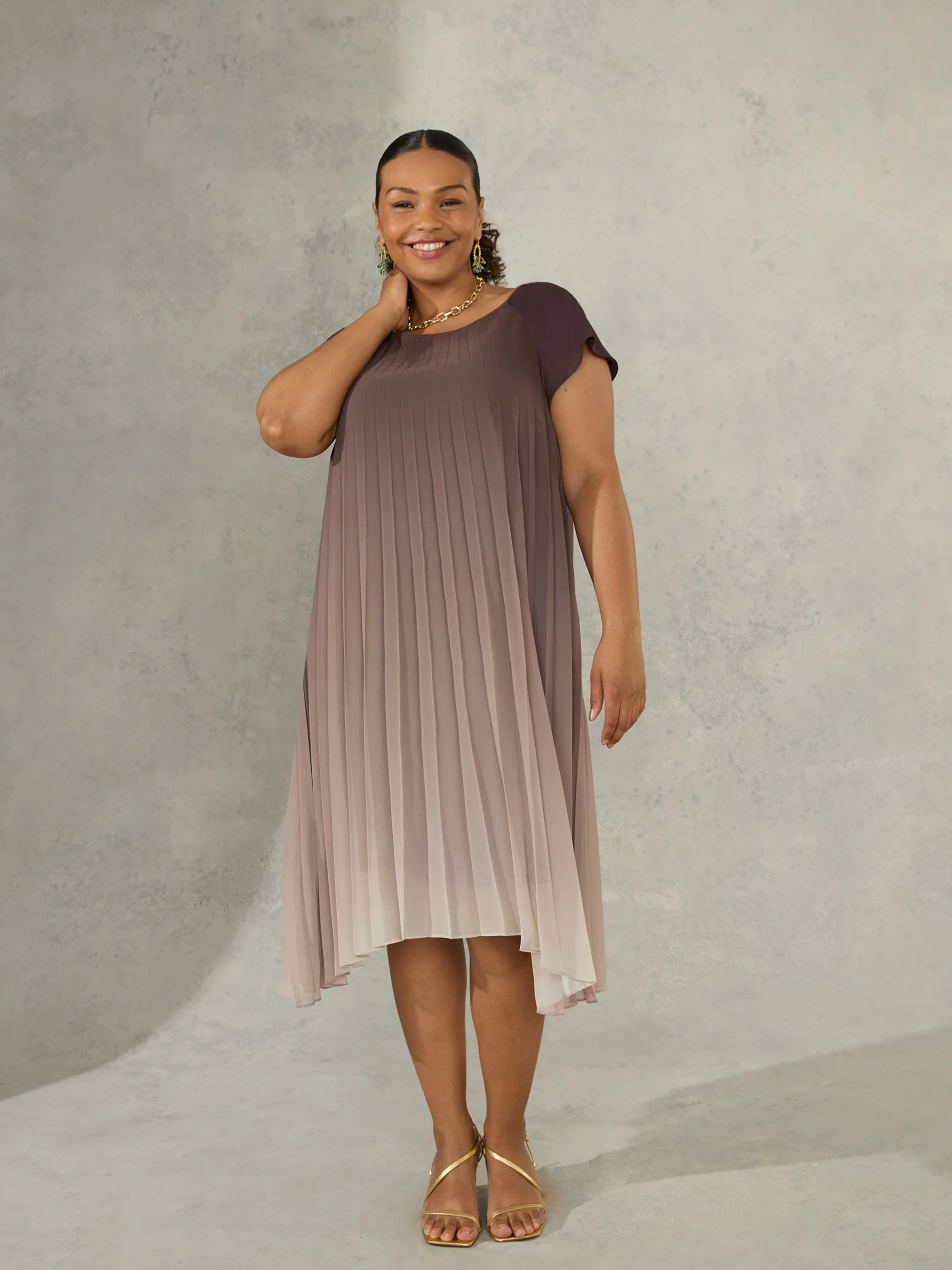 Ombre Pleated Dress - Image 3