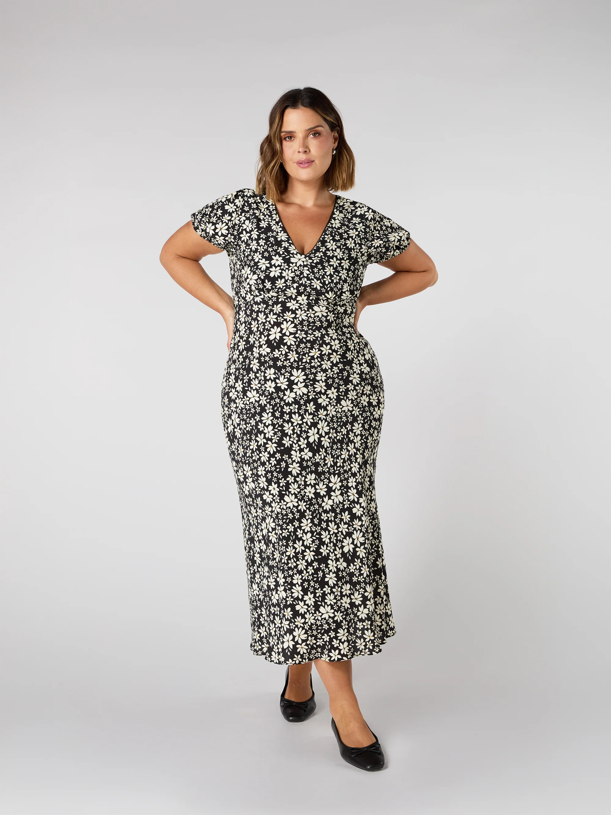 Black Floral Puff Sleeve Midi Dress - Image 6